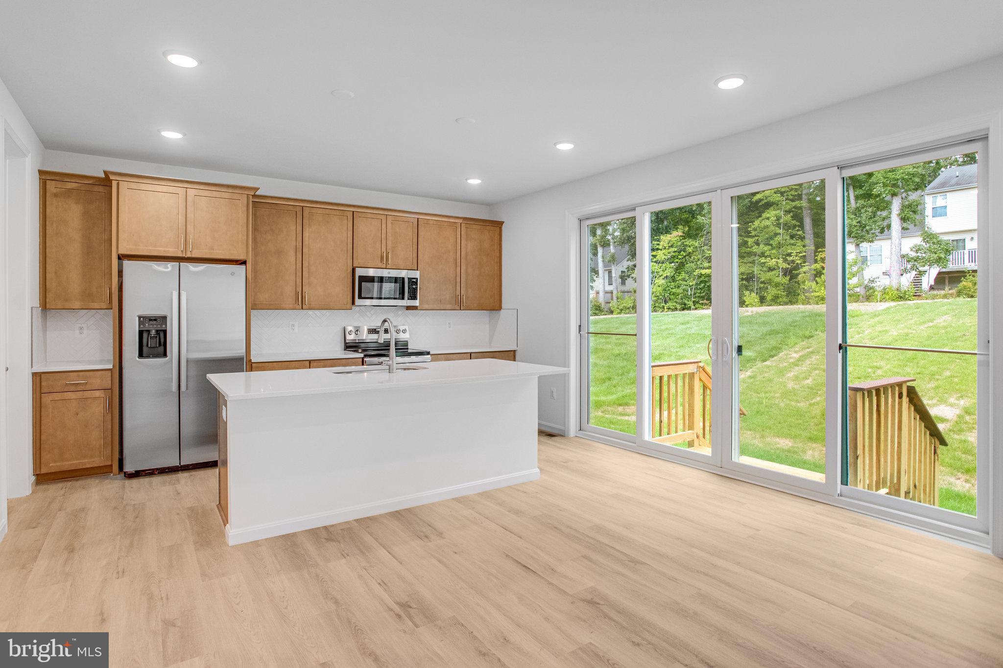WILDERNESS SHORES - Residential