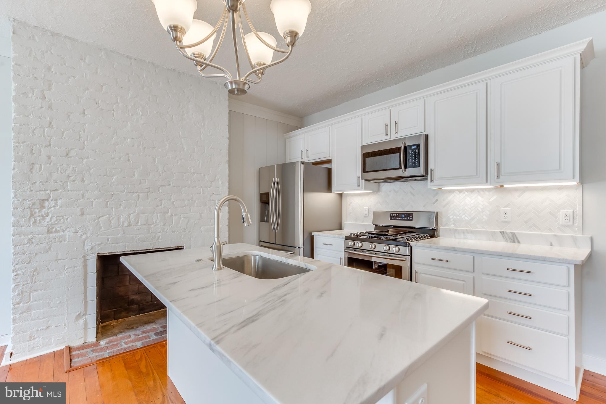 DOWNTOWN FREDERICKSBURG - Residential Lease