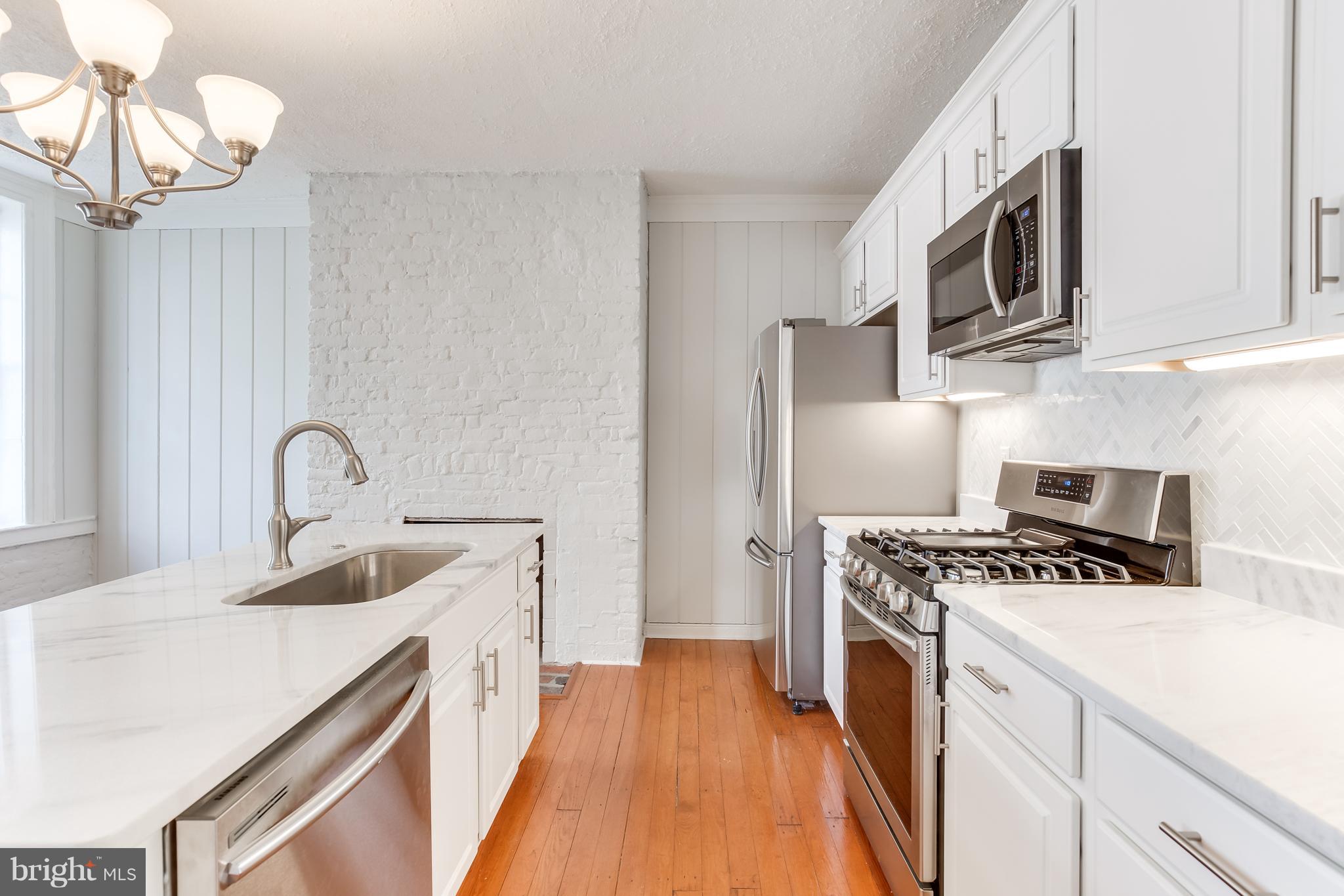 DOWNTOWN FREDERICKSBURG - Residential Lease