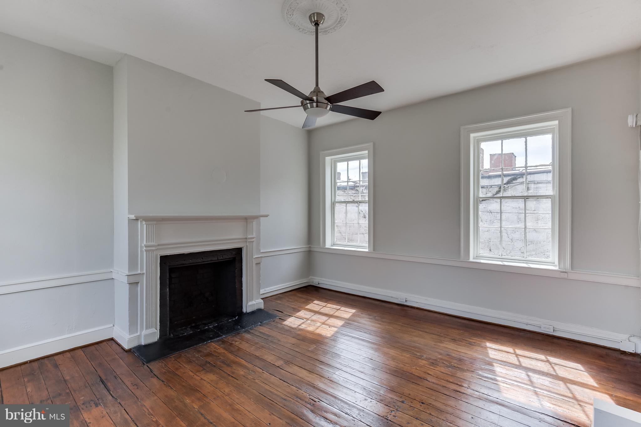 DOWNTOWN FREDERICKSBURG - Residential Lease