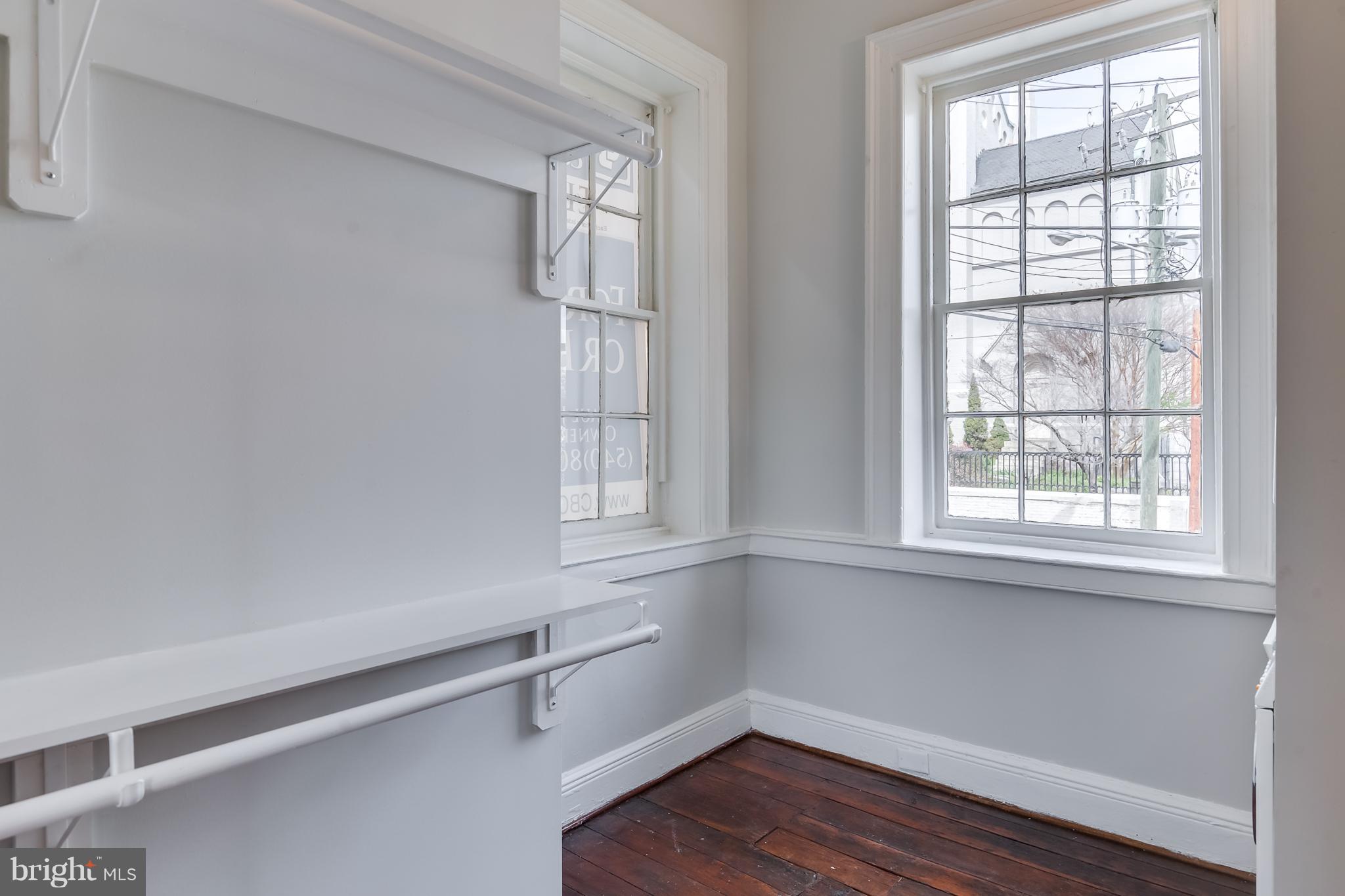 DOWNTOWN FREDERICKSBURG - Residential Lease