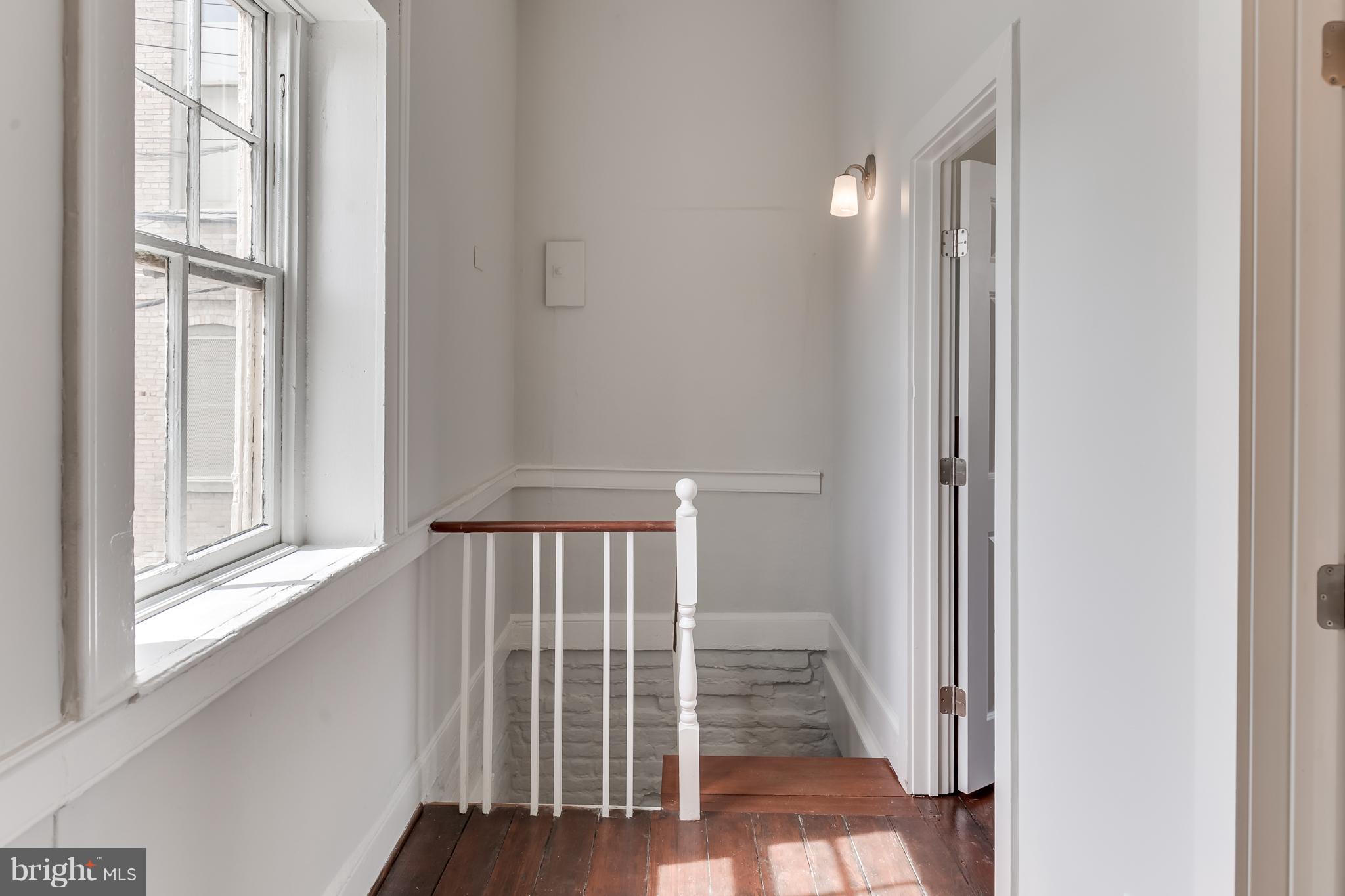 DOWNTOWN FREDERICKSBURG - Residential Lease