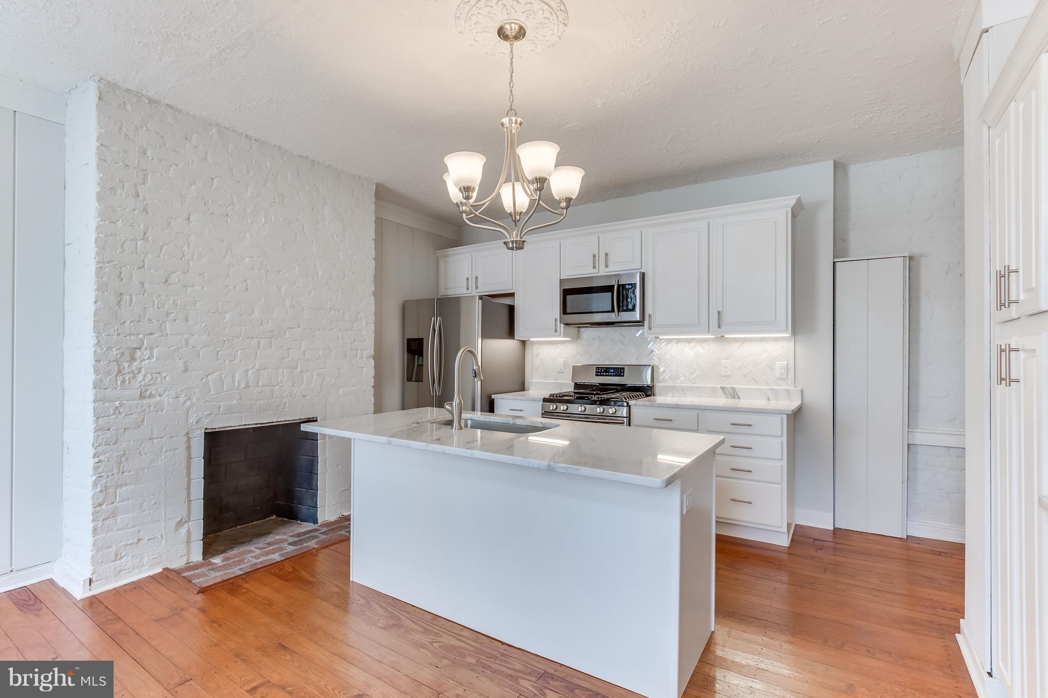 DOWNTOWN FREDERICKSBURG - Residential Lease