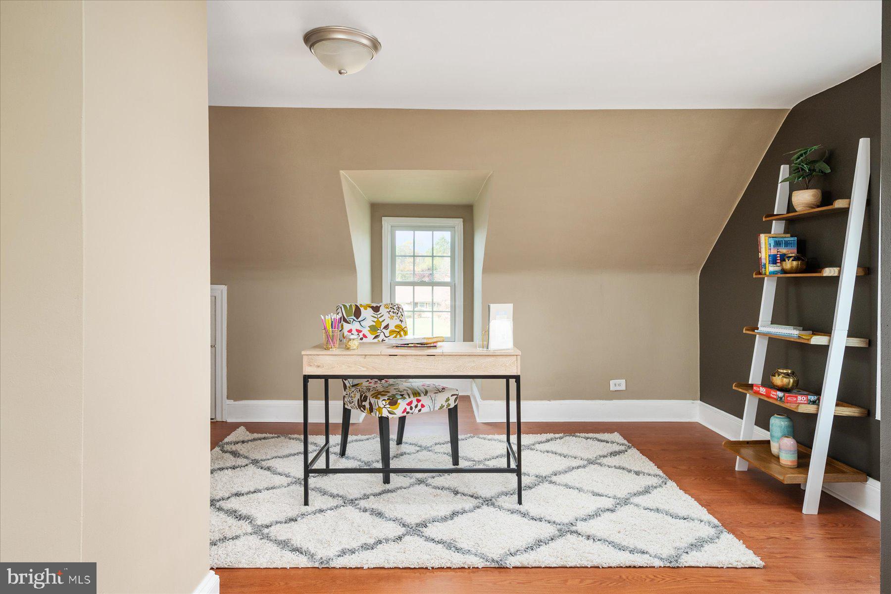 CENTREVILLE HEIGHTS - Residential