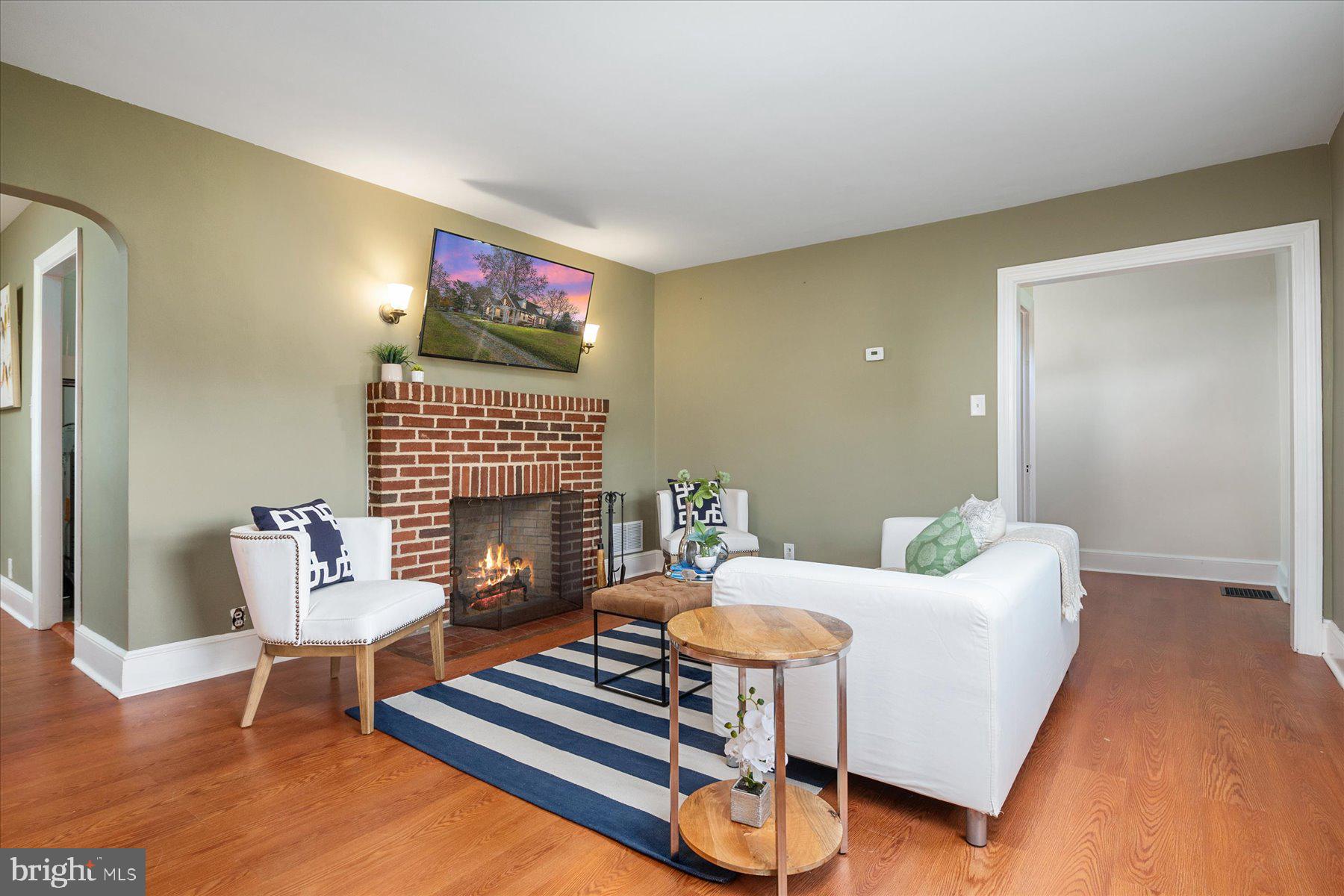 CENTREVILLE HEIGHTS - Residential