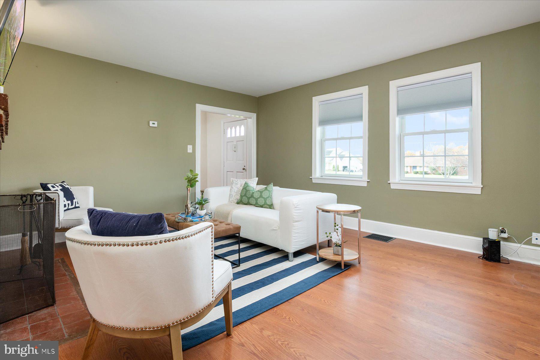 CENTREVILLE HEIGHTS - Residential