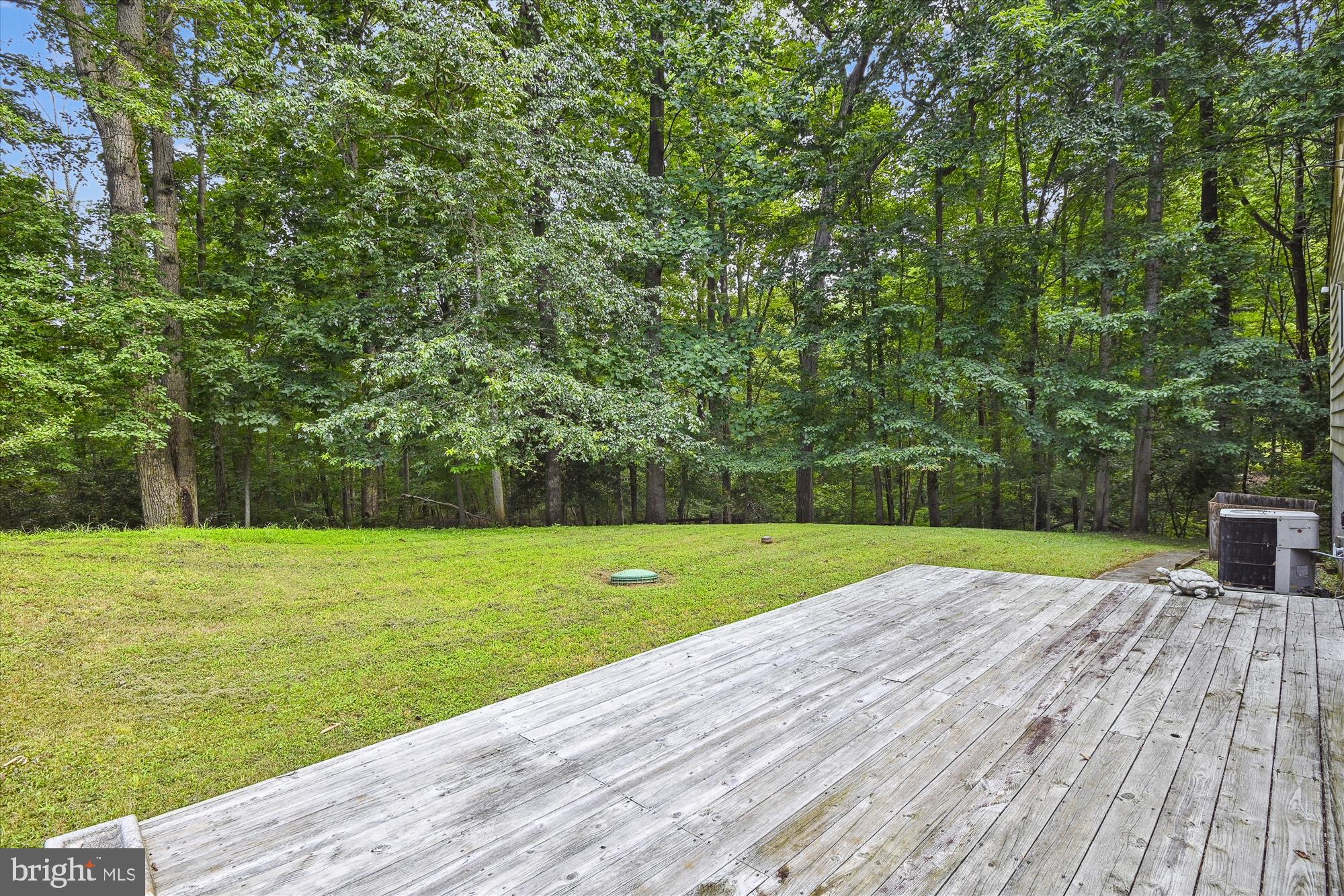 ROLLING KNOLLS - Residential