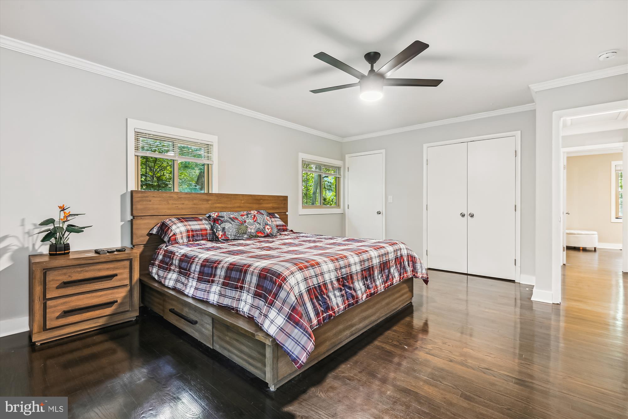 ROLLING KNOLLS - Residential