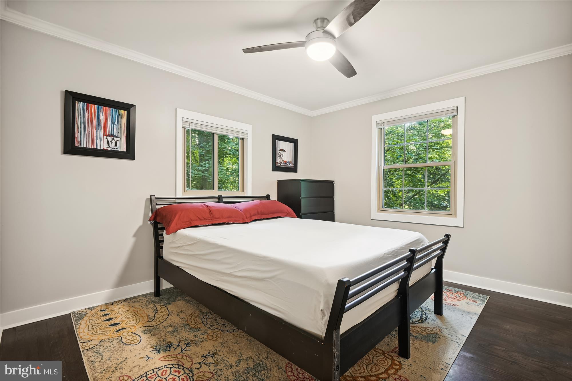 ROLLING KNOLLS - Residential