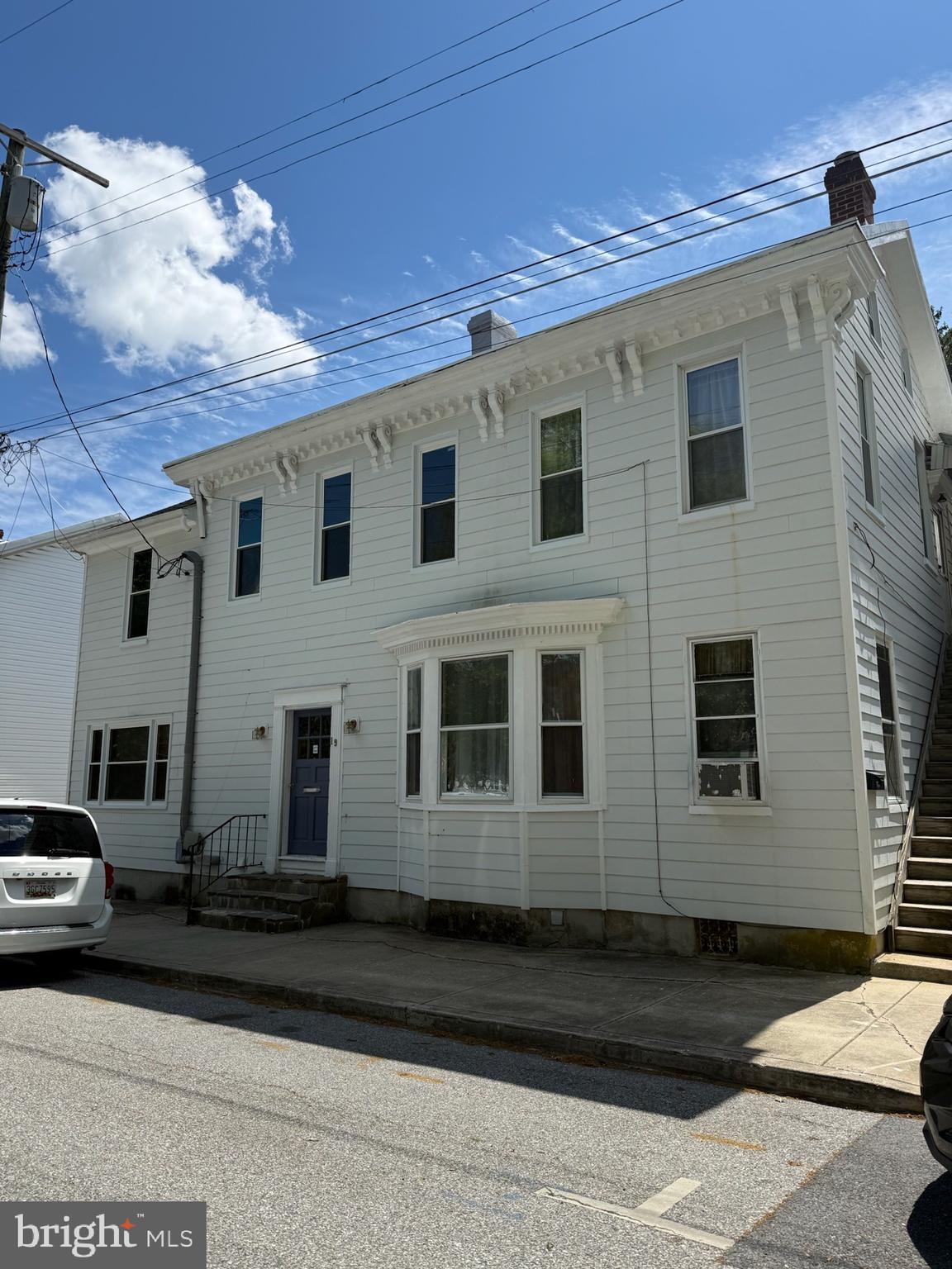 19 PARK AVENUE 1
