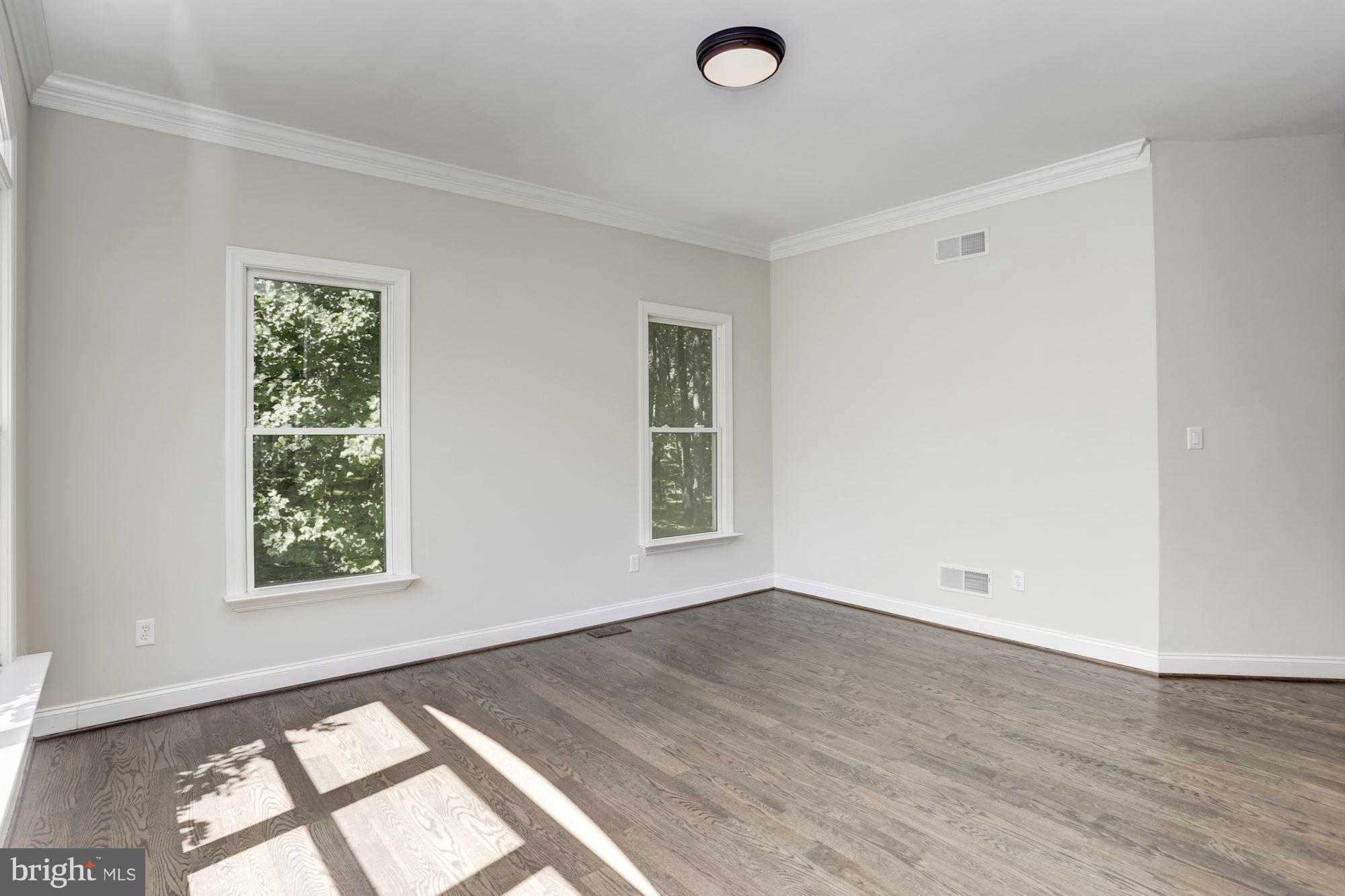 SENECA HIGHLANDS - Residential