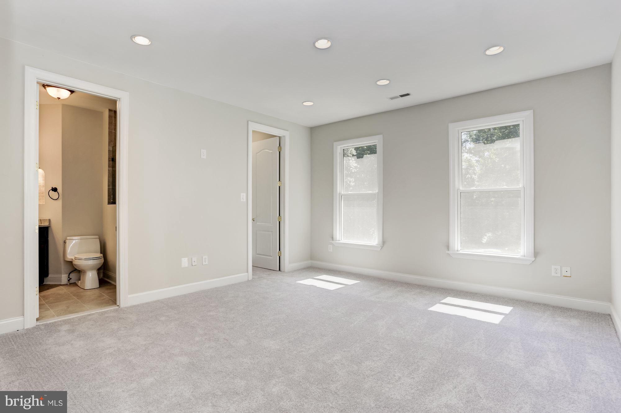 SENECA HIGHLANDS - Residential