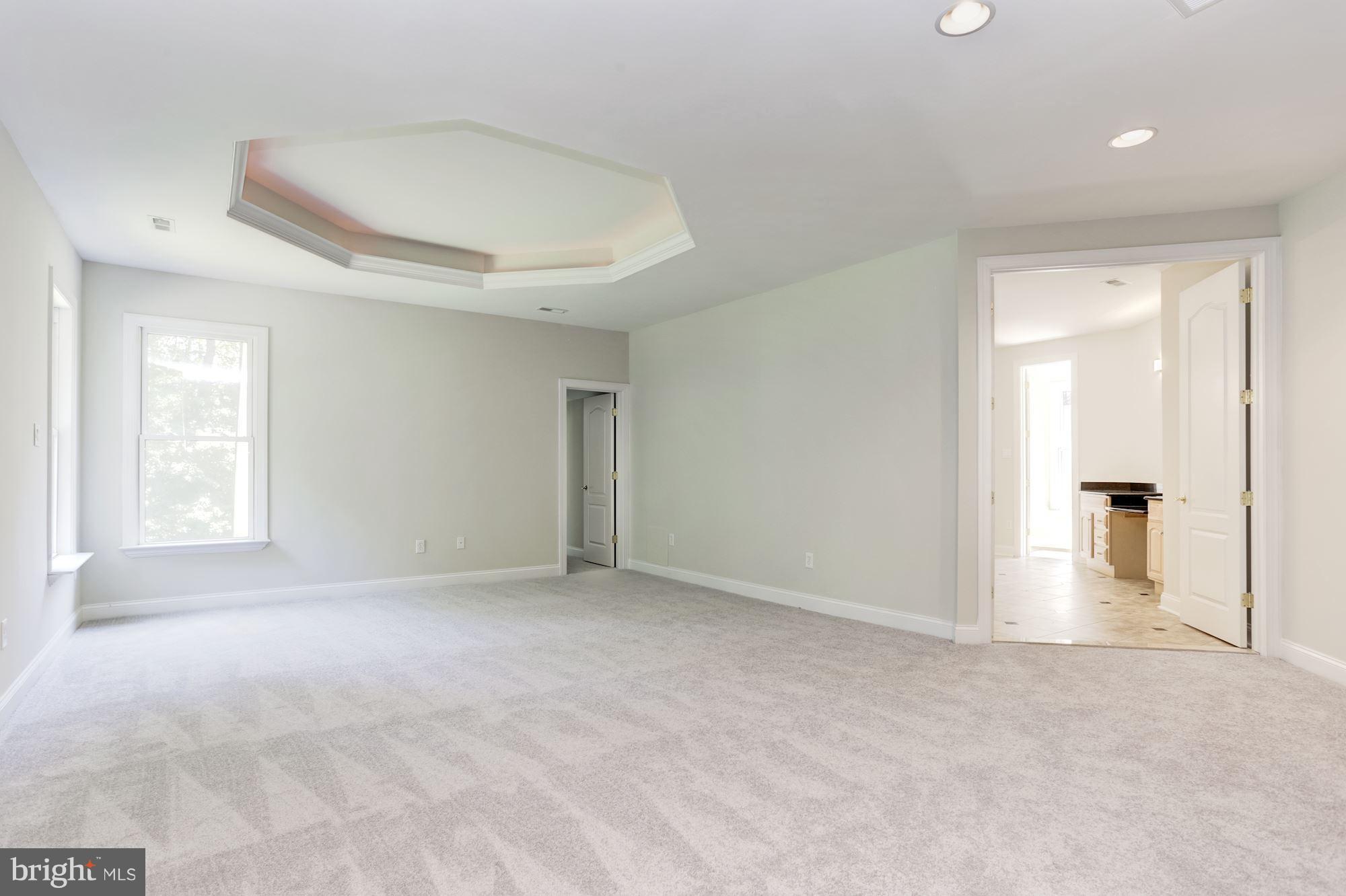 SENECA HIGHLANDS - Residential