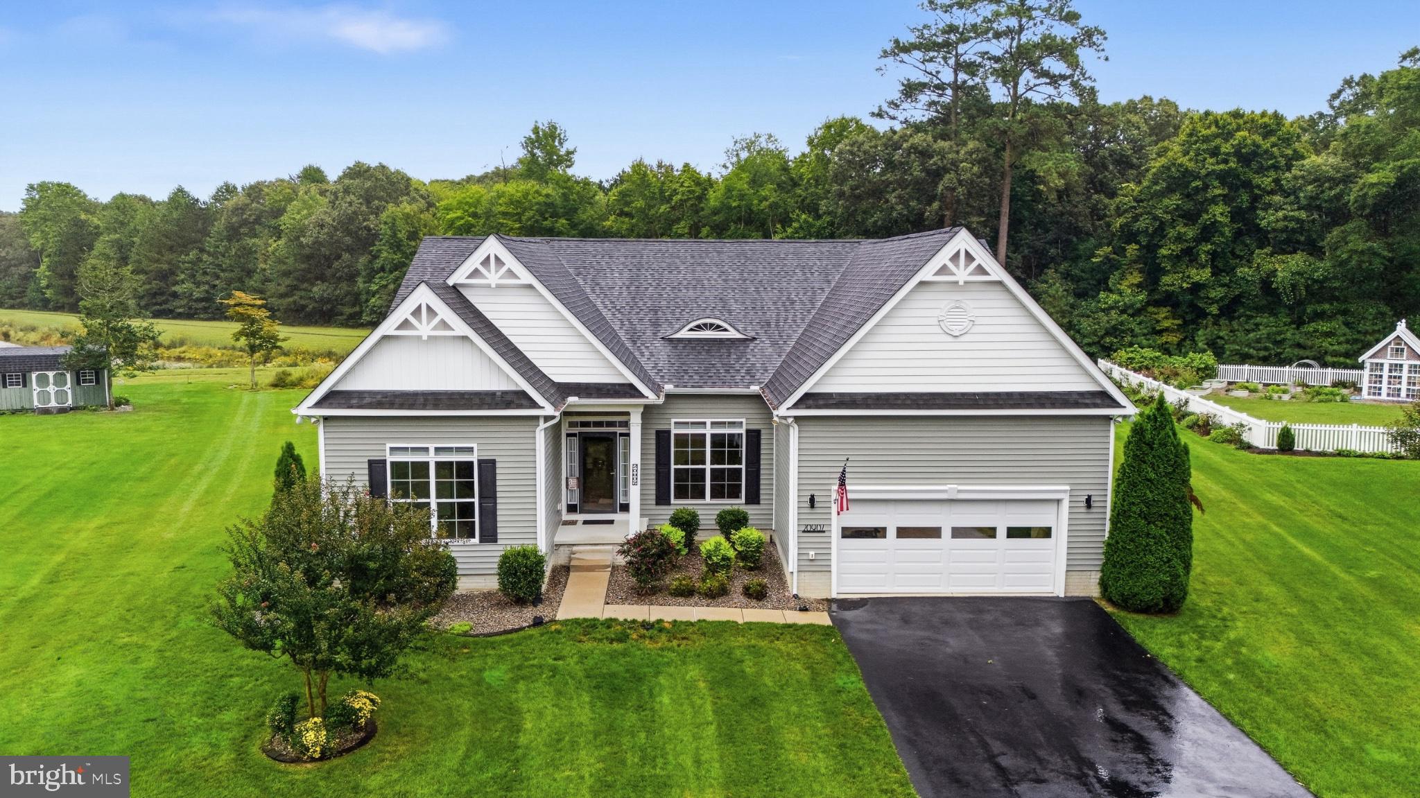 20907 WOODLAKE CIRCLE