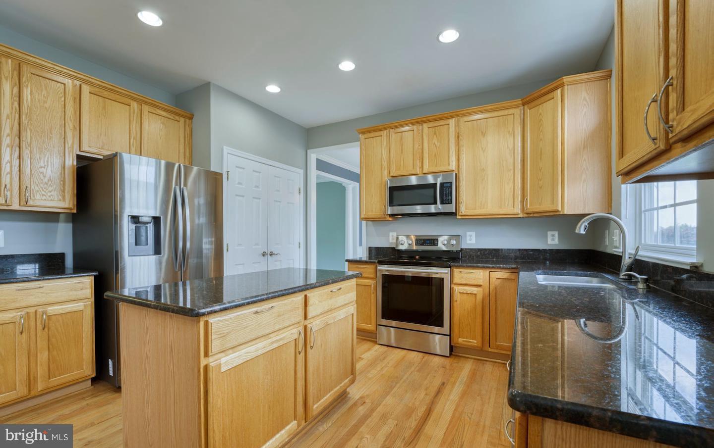 NEW TOWN MEADOWS - Residential Lease