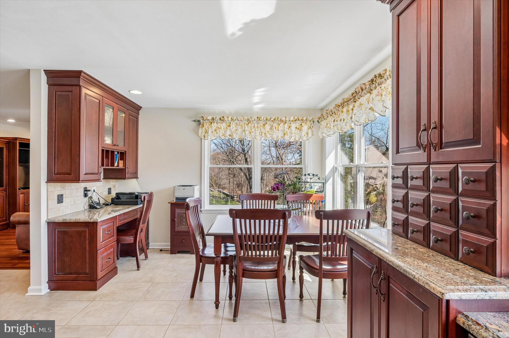 OLDE MARPLE ESTATE - Residential