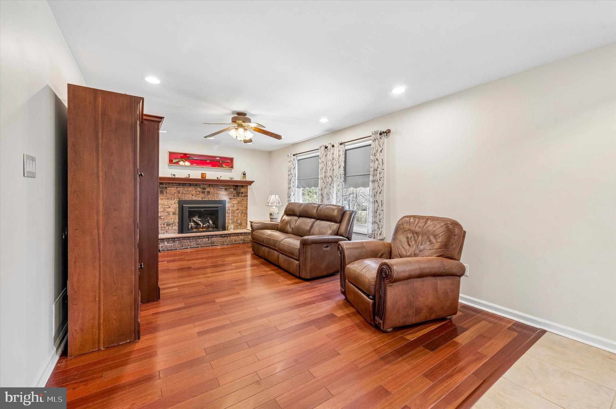 OLDE MARPLE ESTATE - Residential