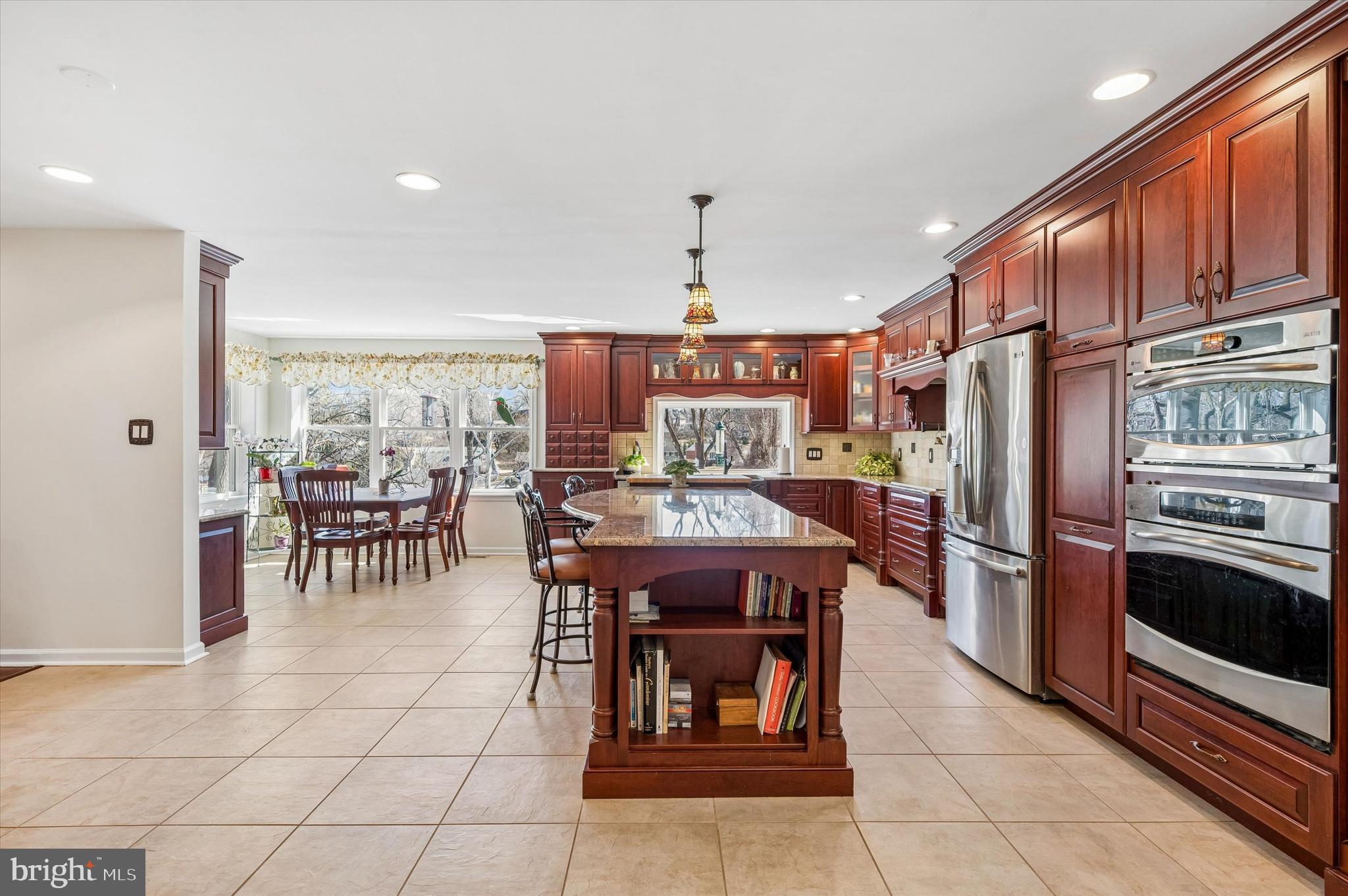 OLDE MARPLE ESTATE - Residential