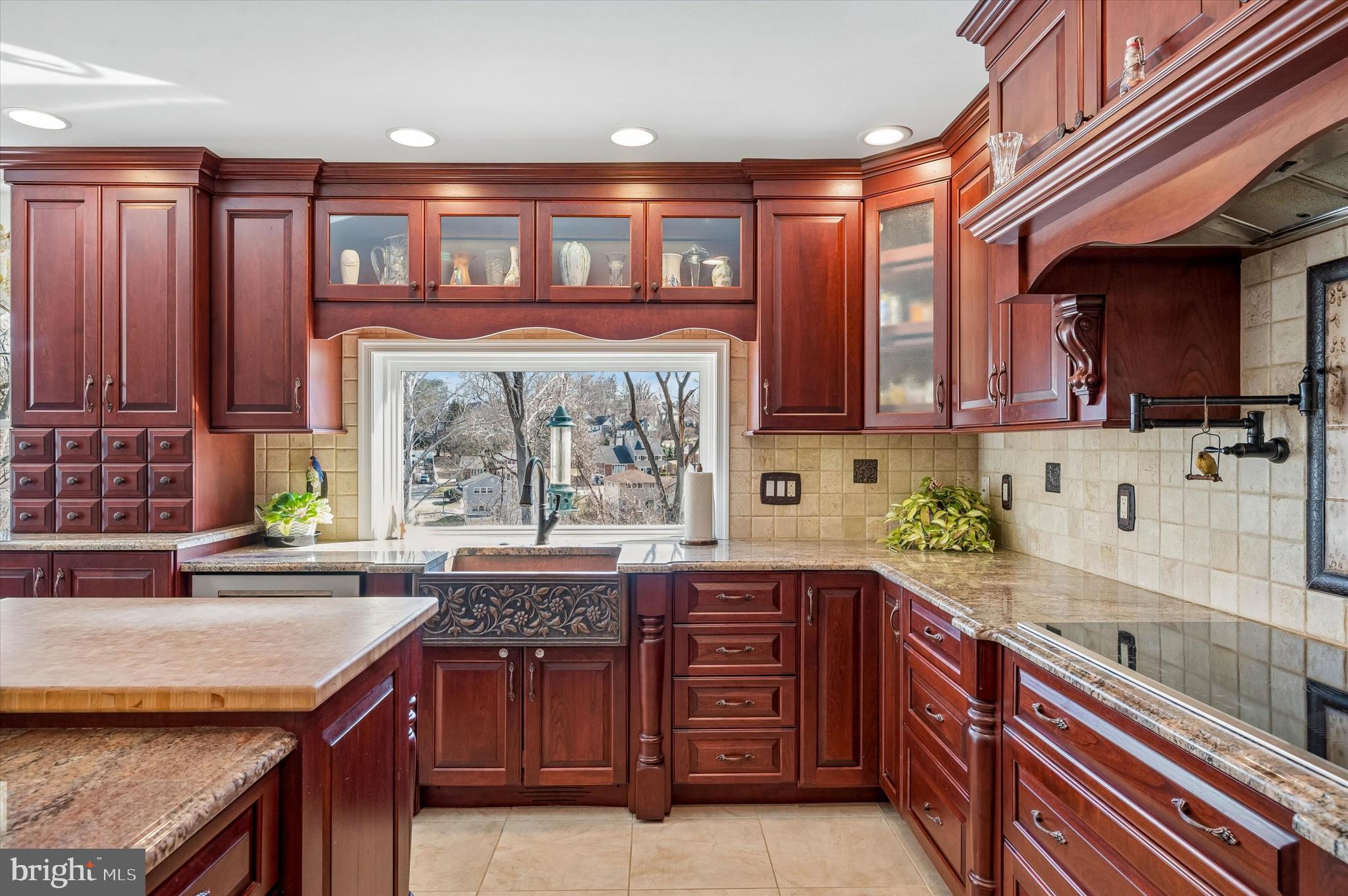 OLDE MARPLE ESTATE - Residential