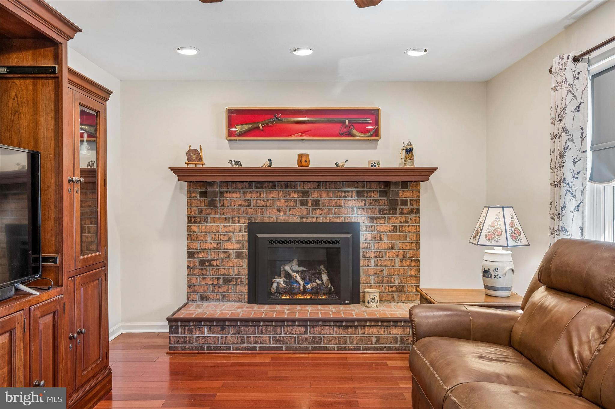 OLDE MARPLE ESTATE - Residential