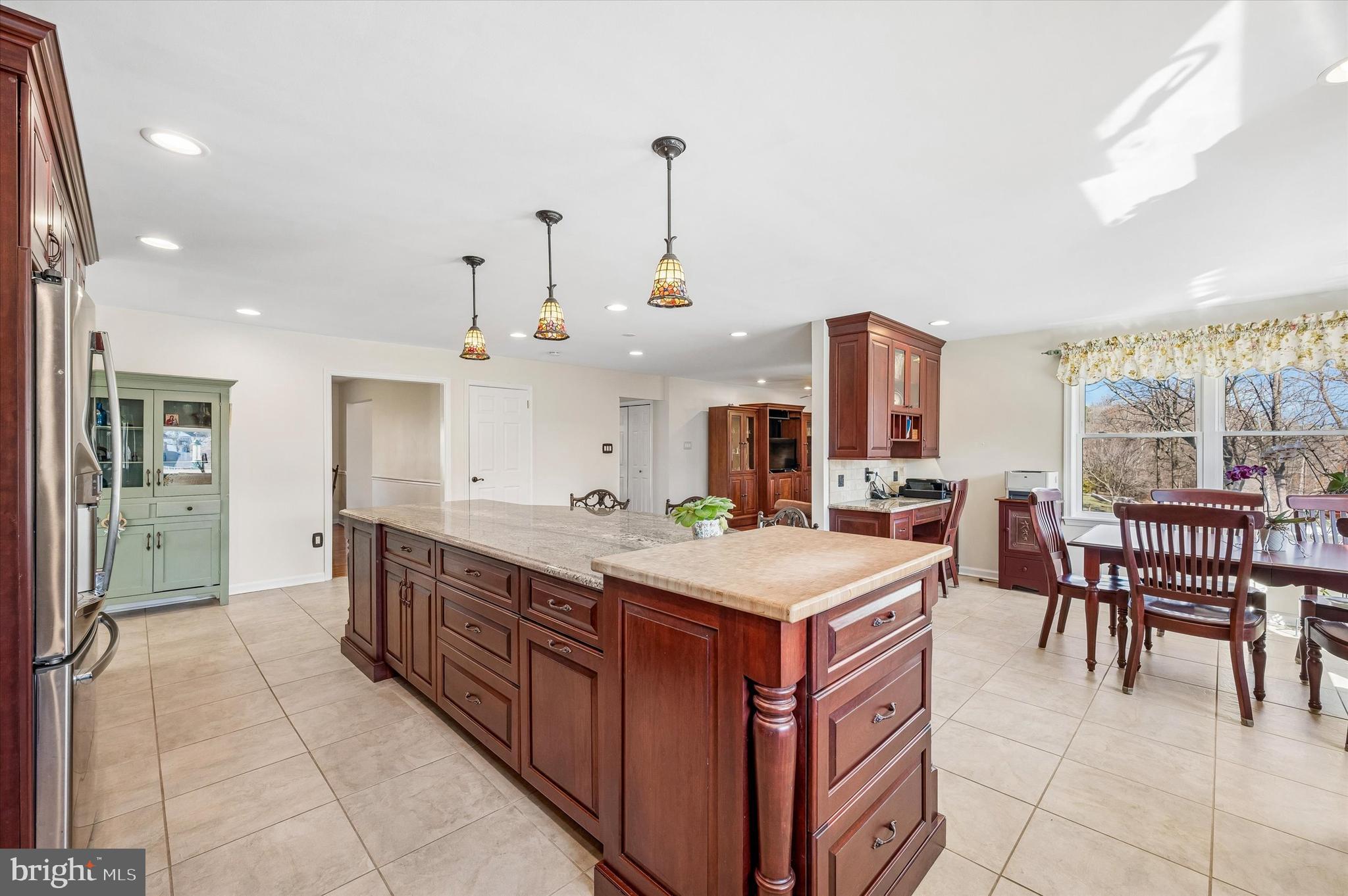 OLDE MARPLE ESTATE - Residential