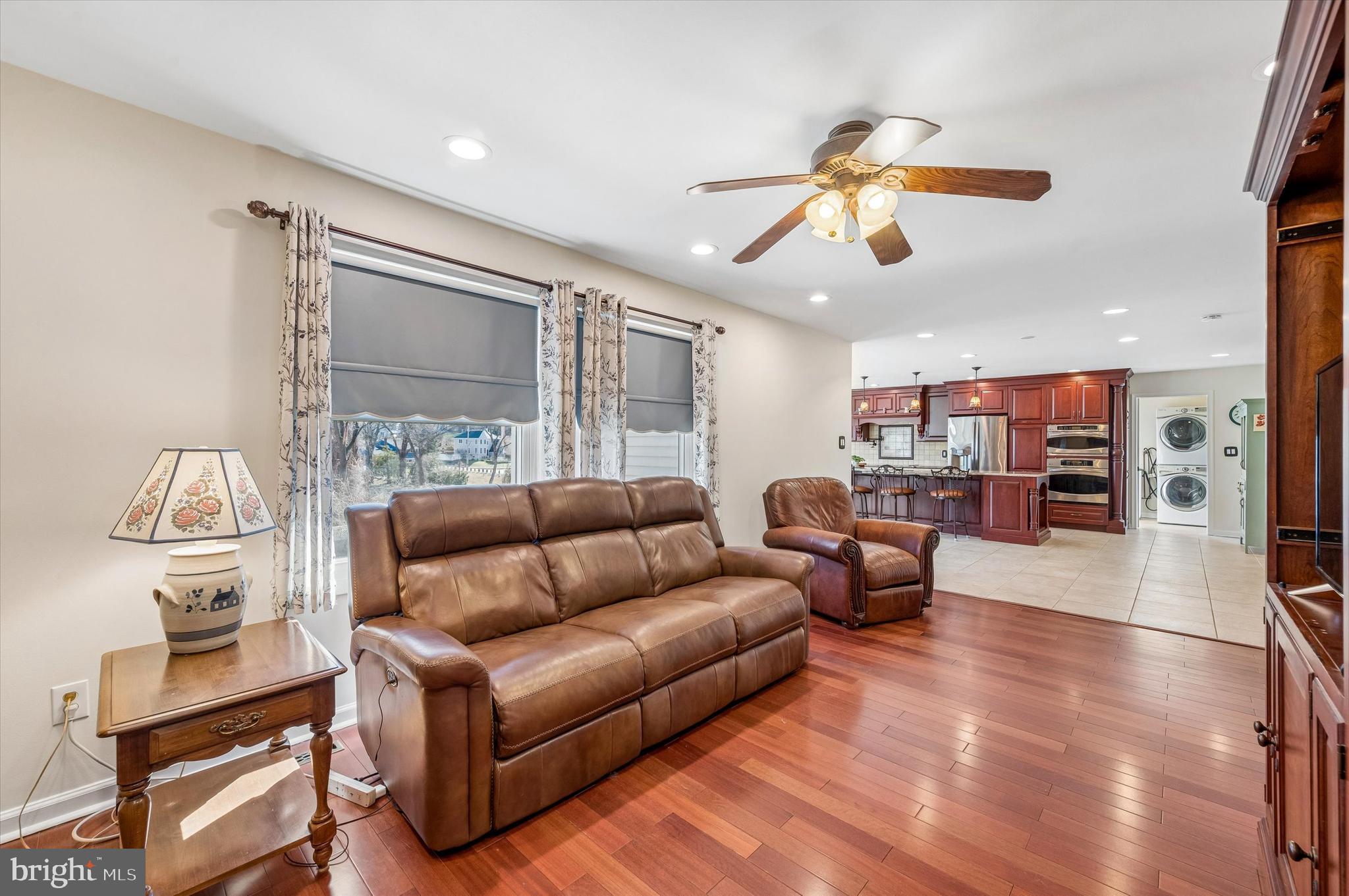 OLDE MARPLE ESTATE - Residential