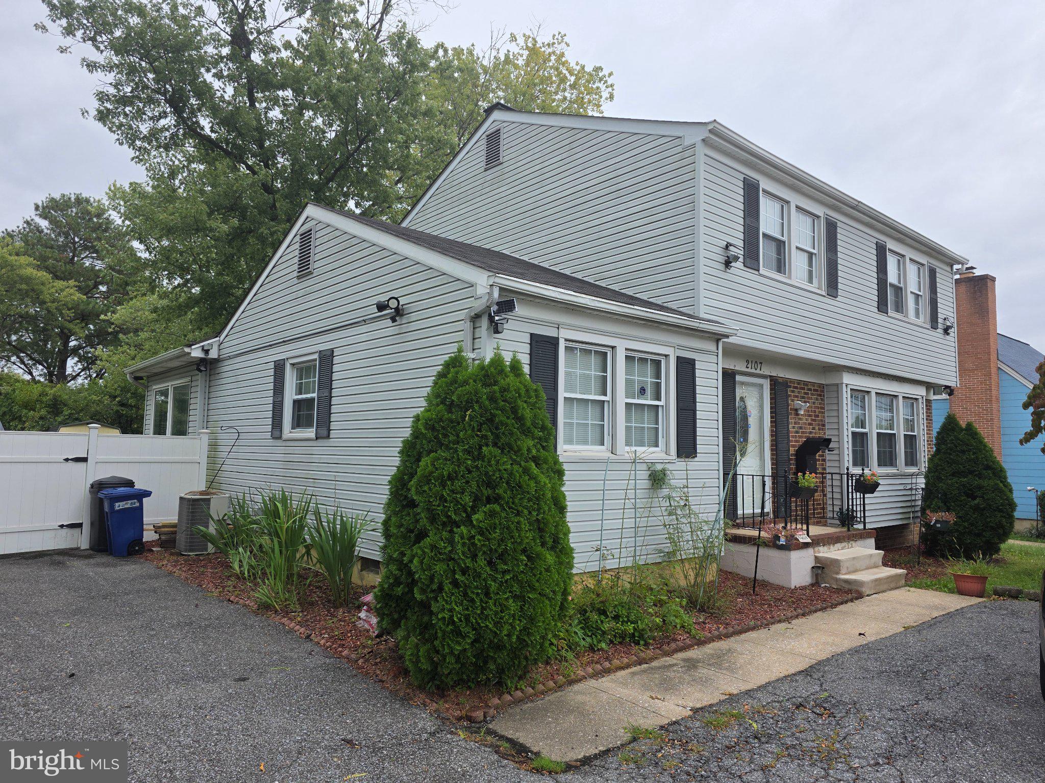 2107 N ROLLING RD 2107