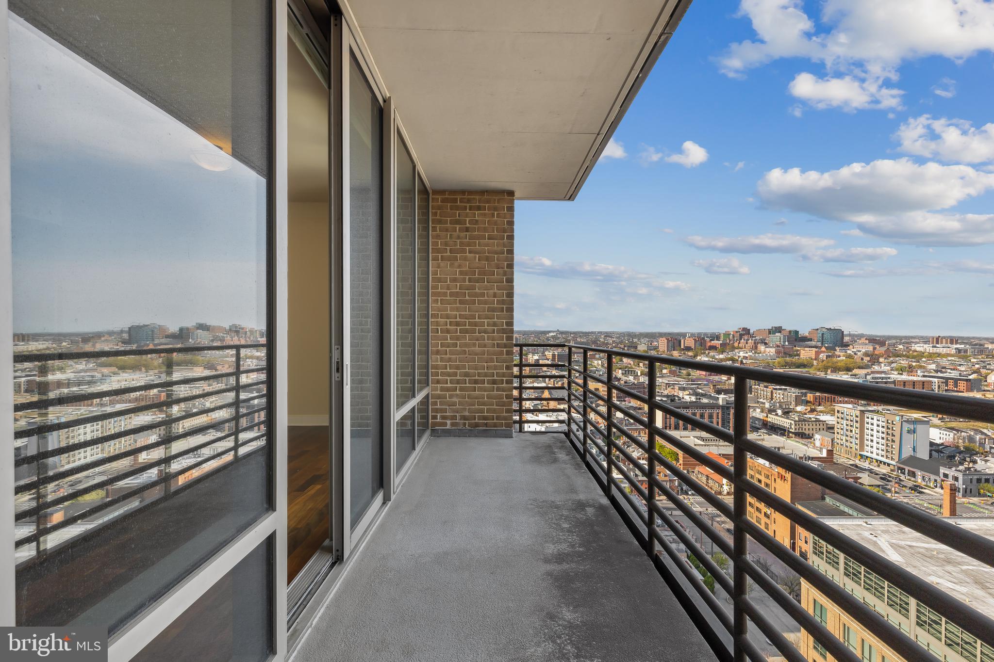 HARBOR EAST - Residential