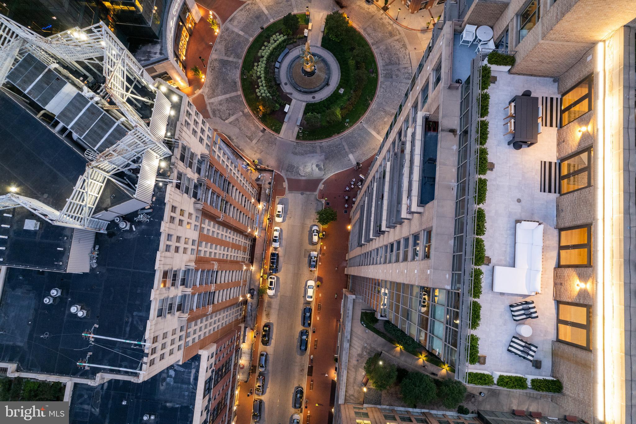 HARBOR EAST - Residential