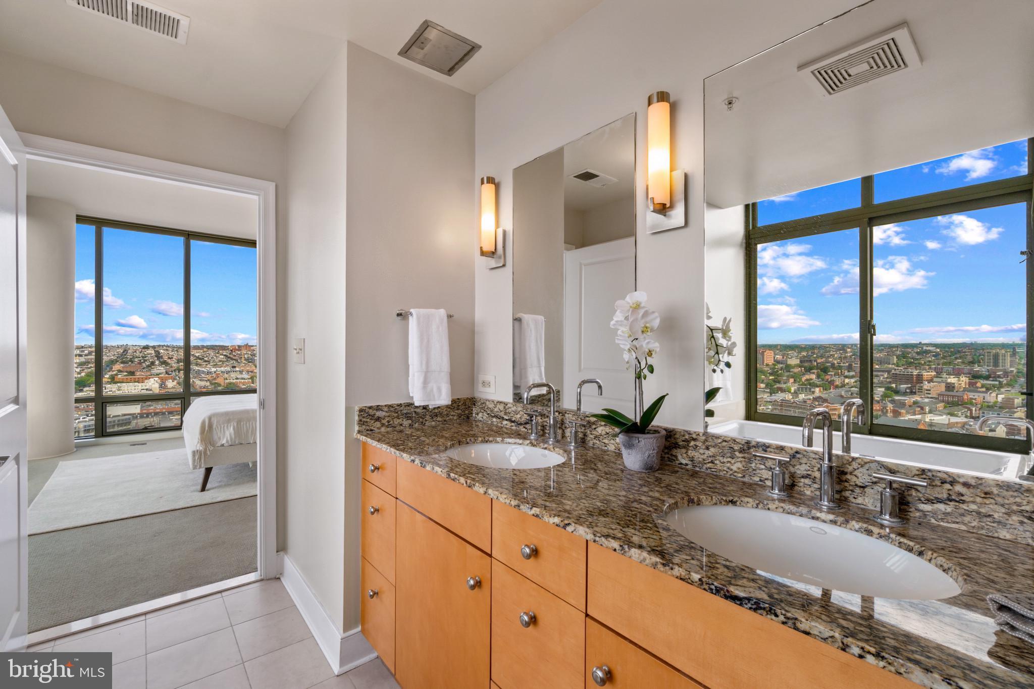 HARBOR EAST - Residential