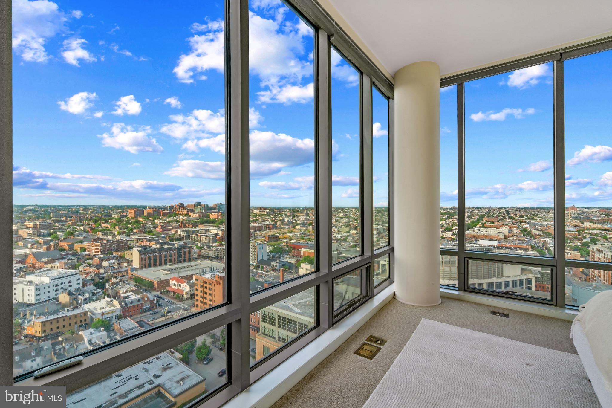 HARBOR EAST - Residential