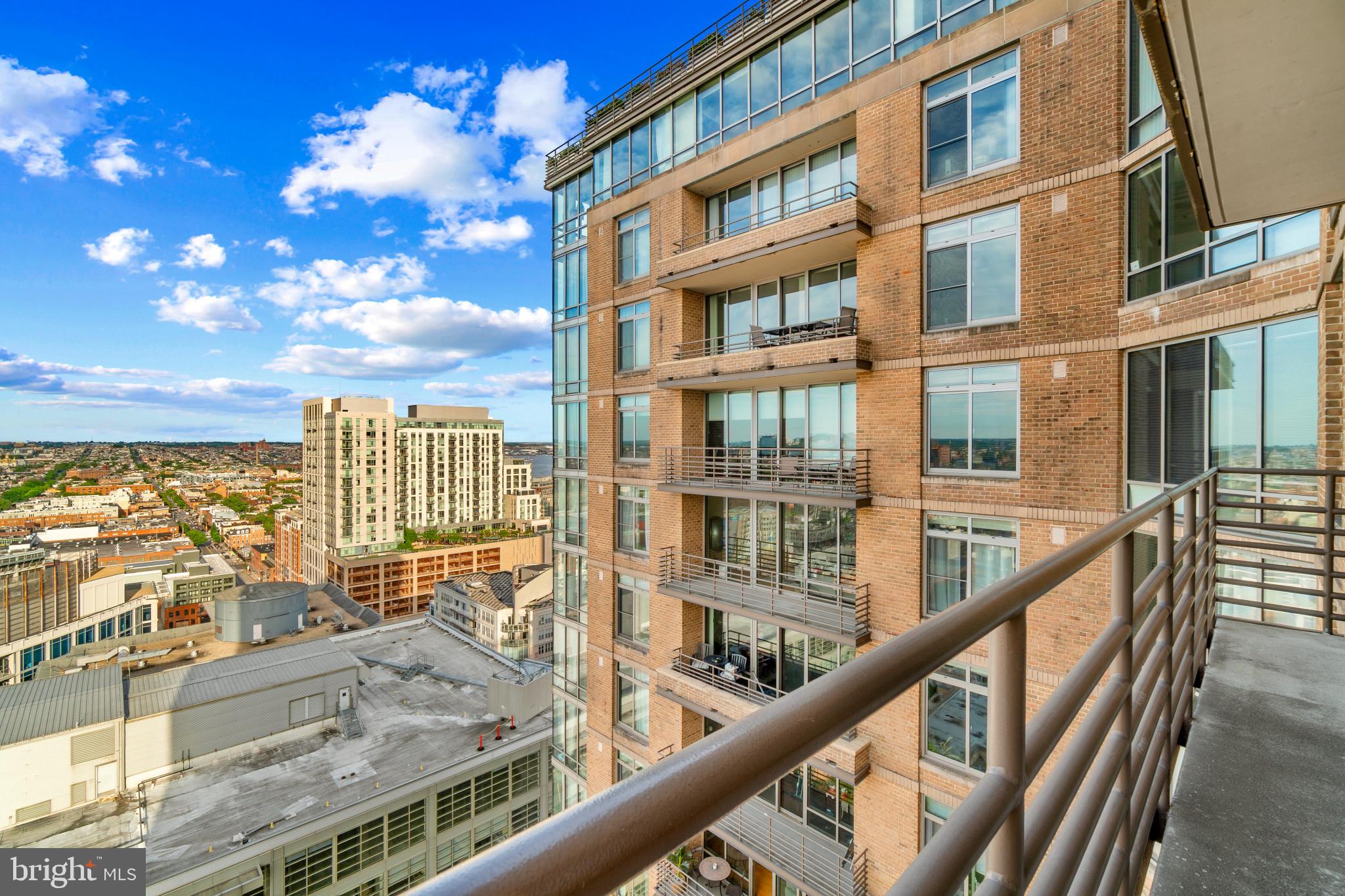 HARBOR EAST - Residential