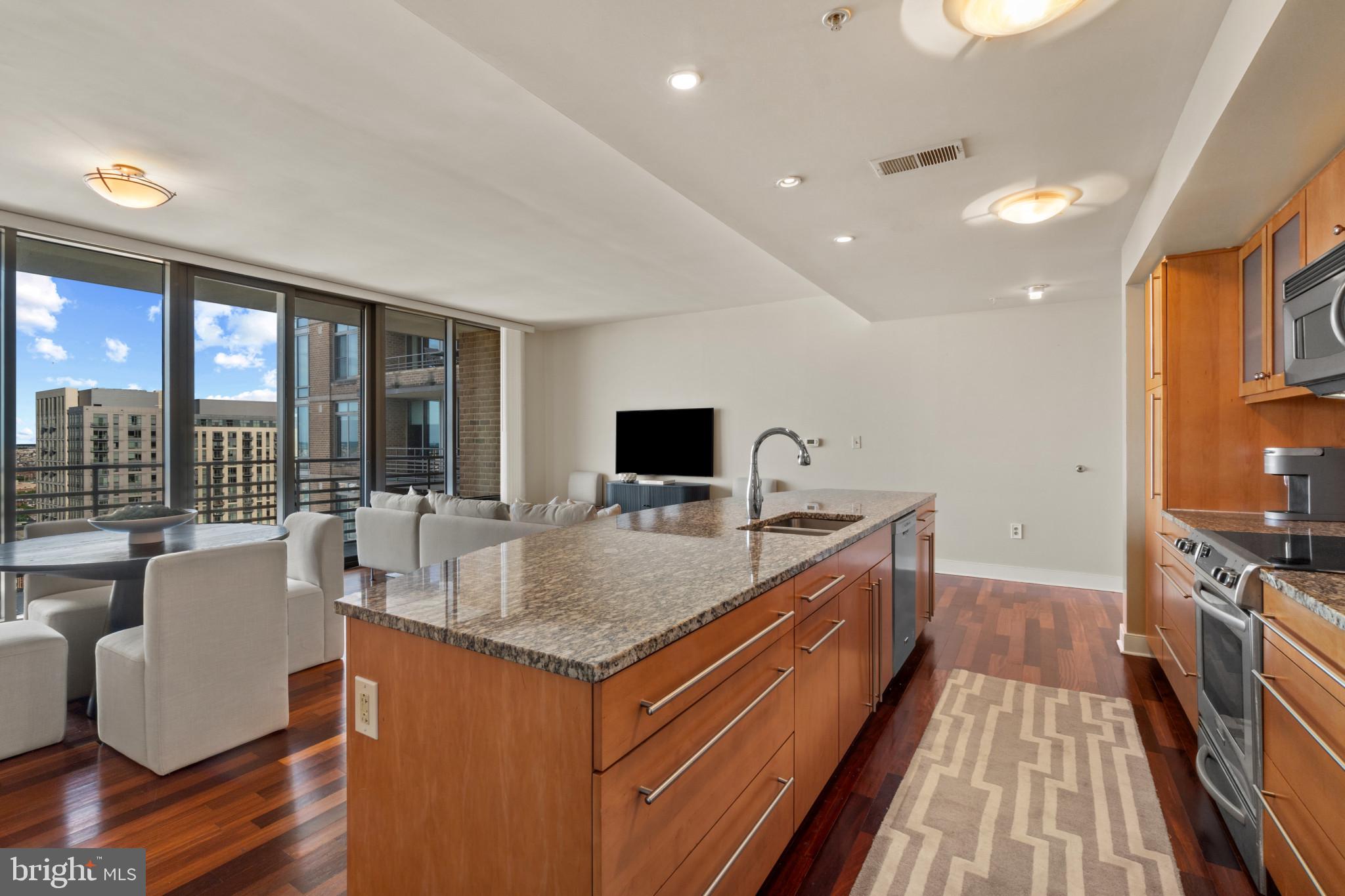 HARBOR EAST - Residential