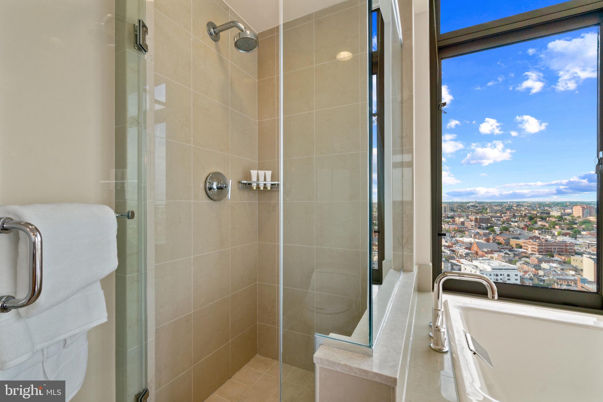 HARBOR EAST - Residential