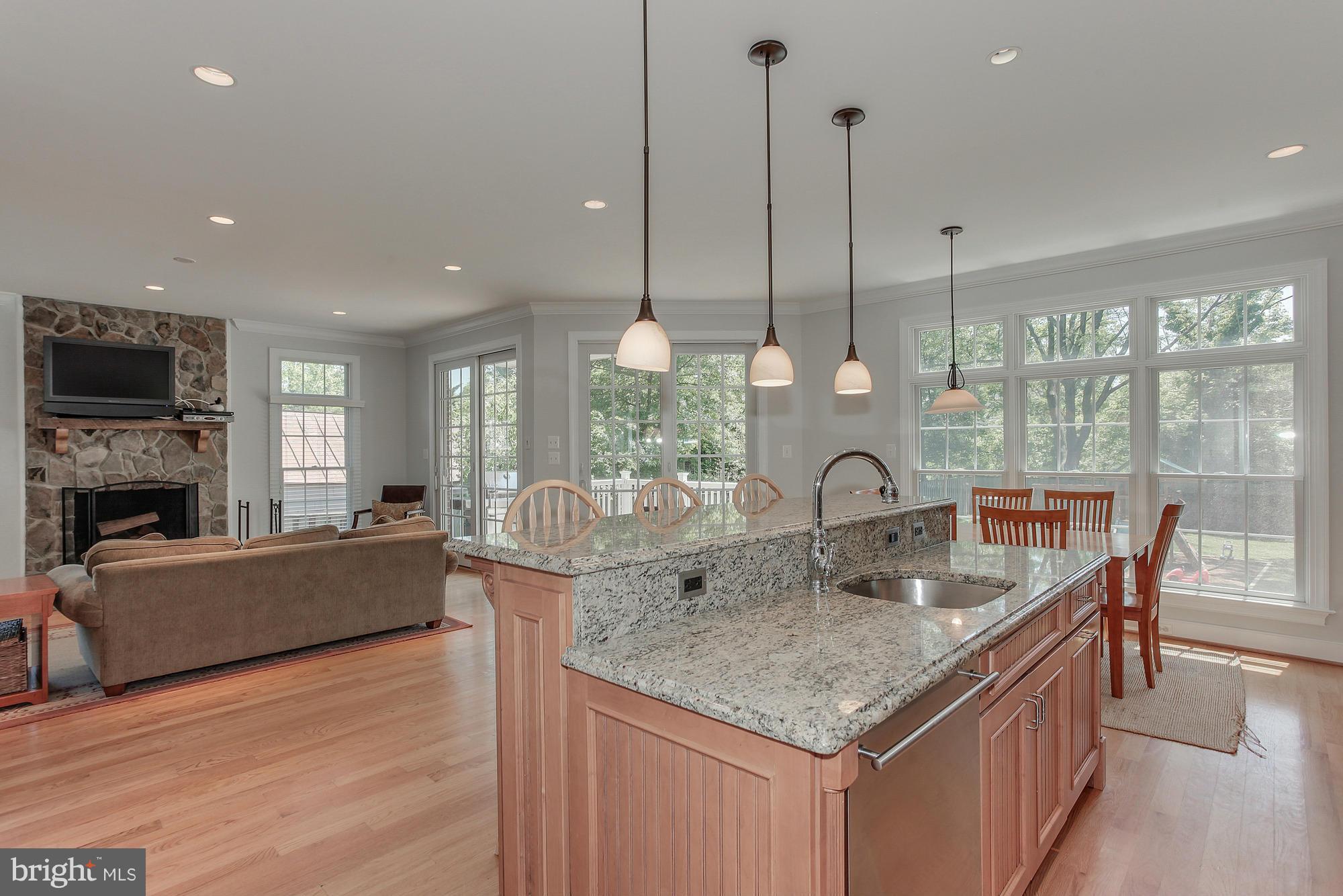 NORTH BARCROFT - Residential