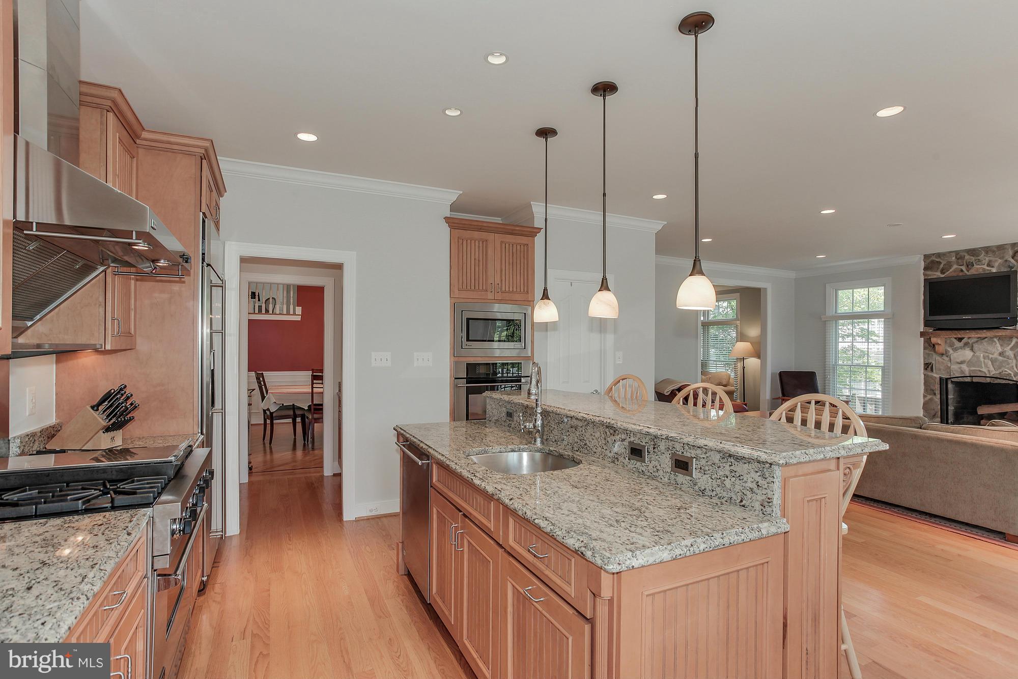 NORTH BARCROFT - Residential