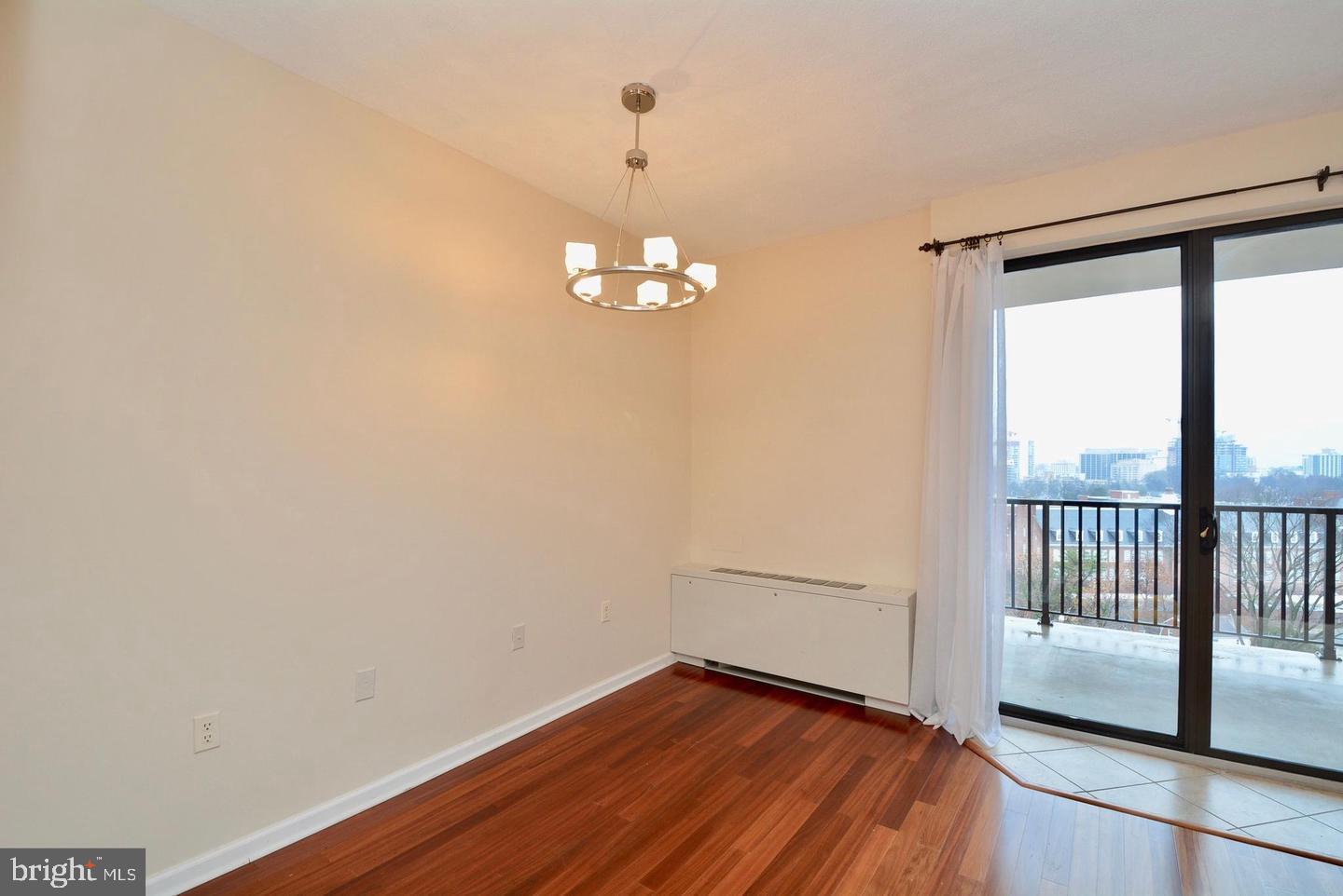 THE RIVIERA OF CHEVY CHASE - Residential Lease