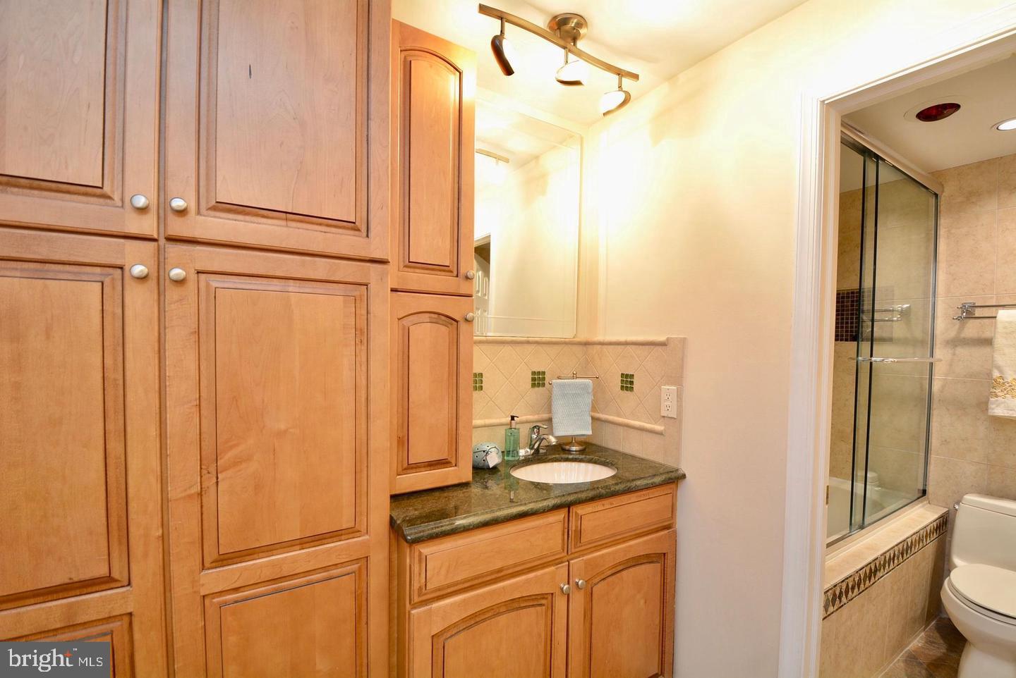 THE RIVIERA OF CHEVY CHASE - Residential Lease