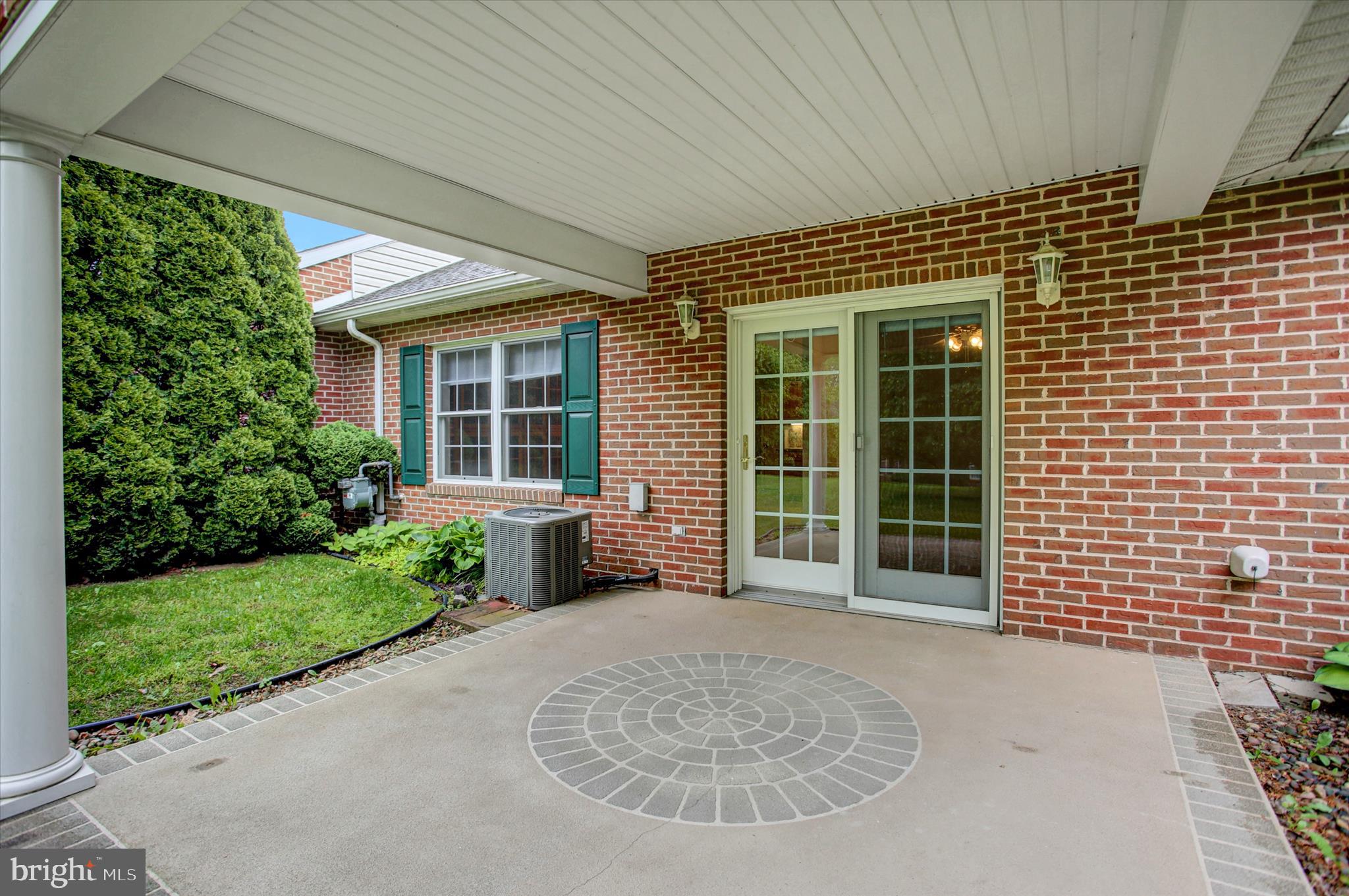 MOSS SPRING ESTATES - Residential