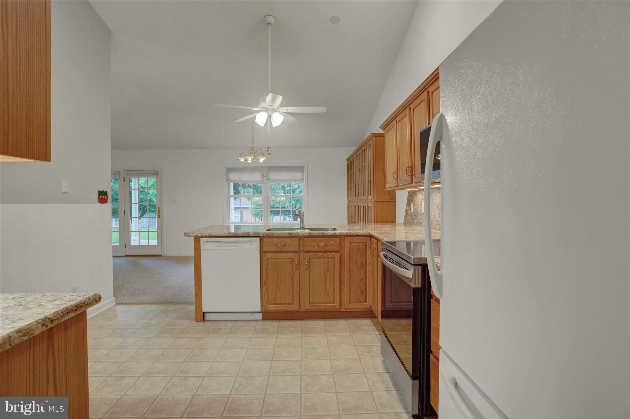 MOSS SPRING ESTATES - Residential