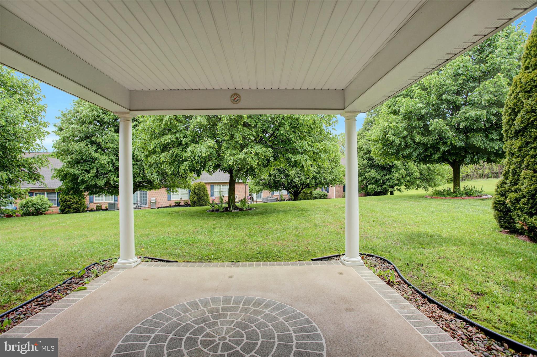MOSS SPRING ESTATES - Residential