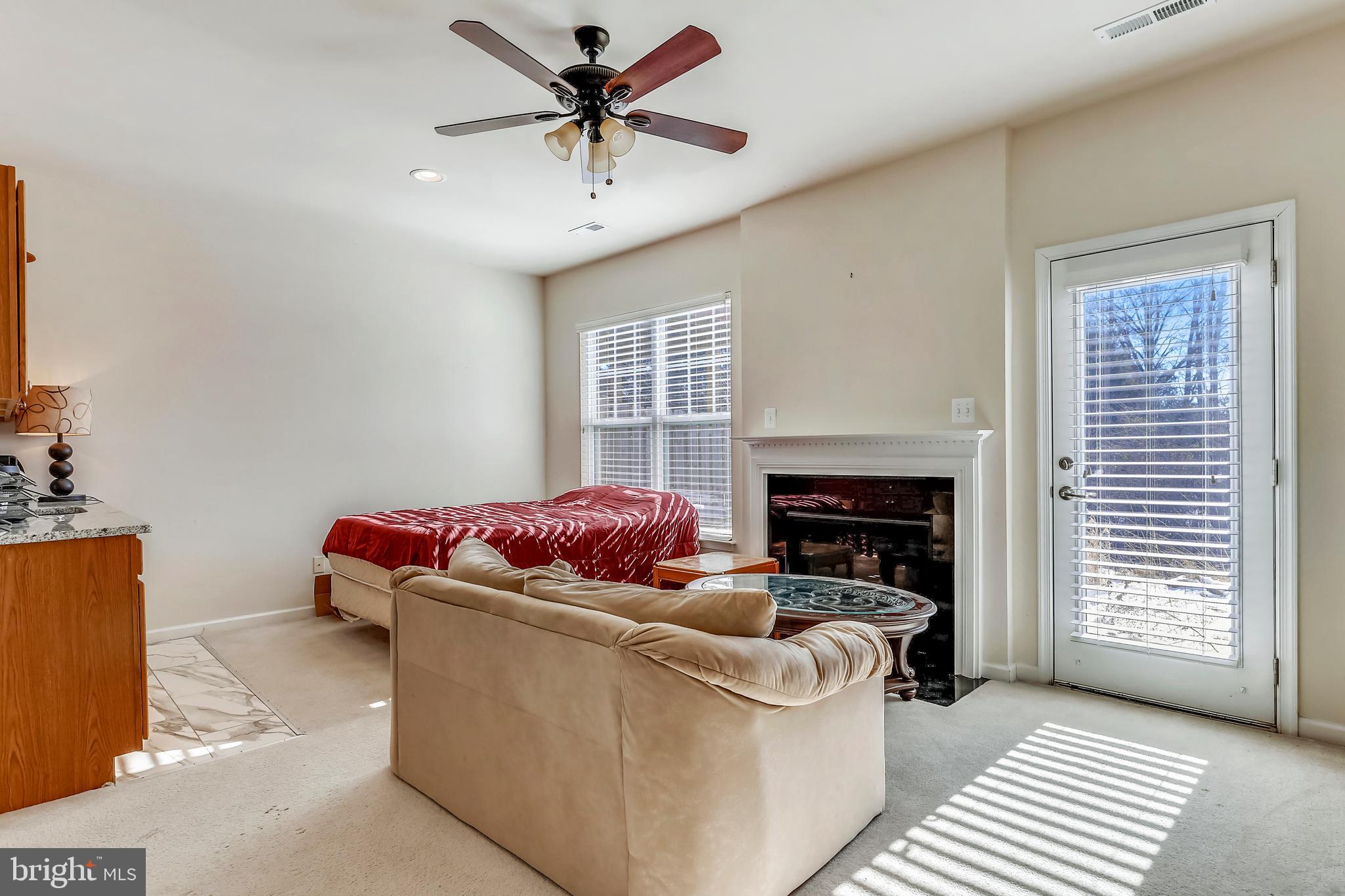 CHANTILLY - Residential Lease