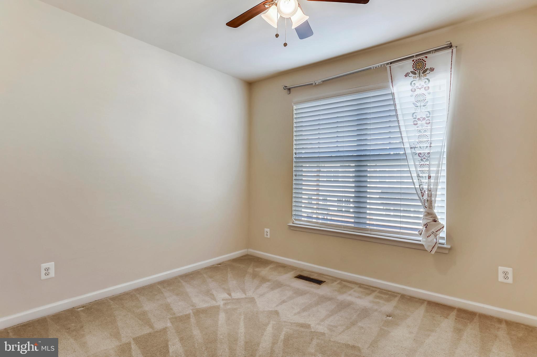 CHANTILLY - Residential Lease