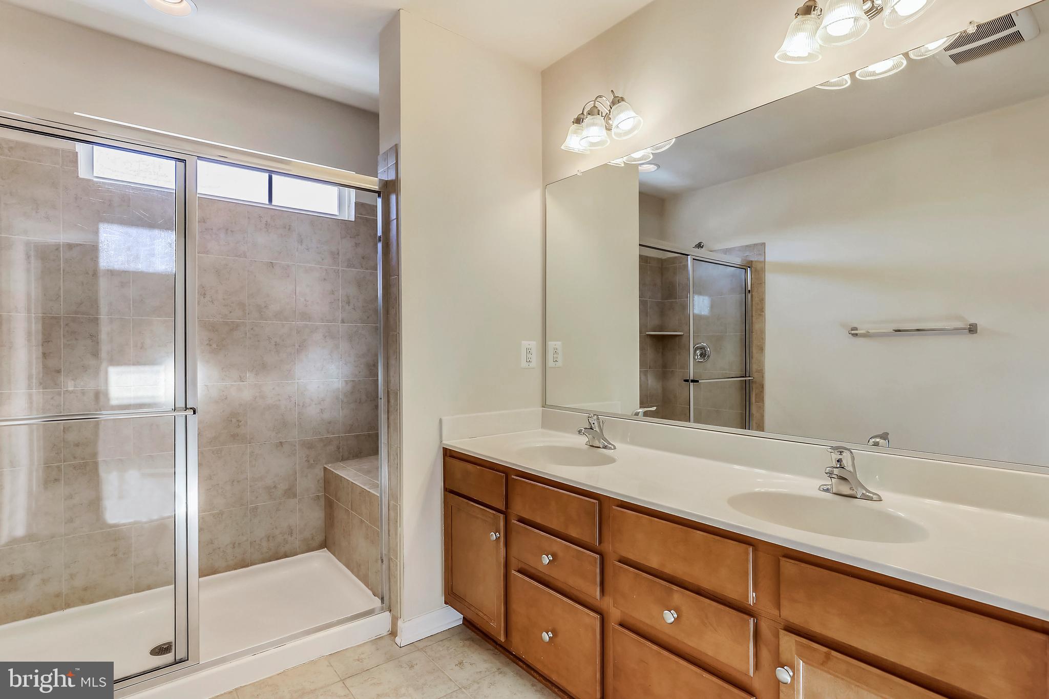 CHANTILLY - Residential Lease