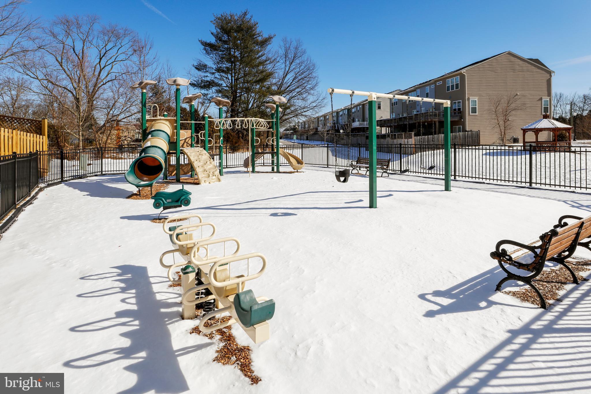 CHANTILLY - Residential Lease