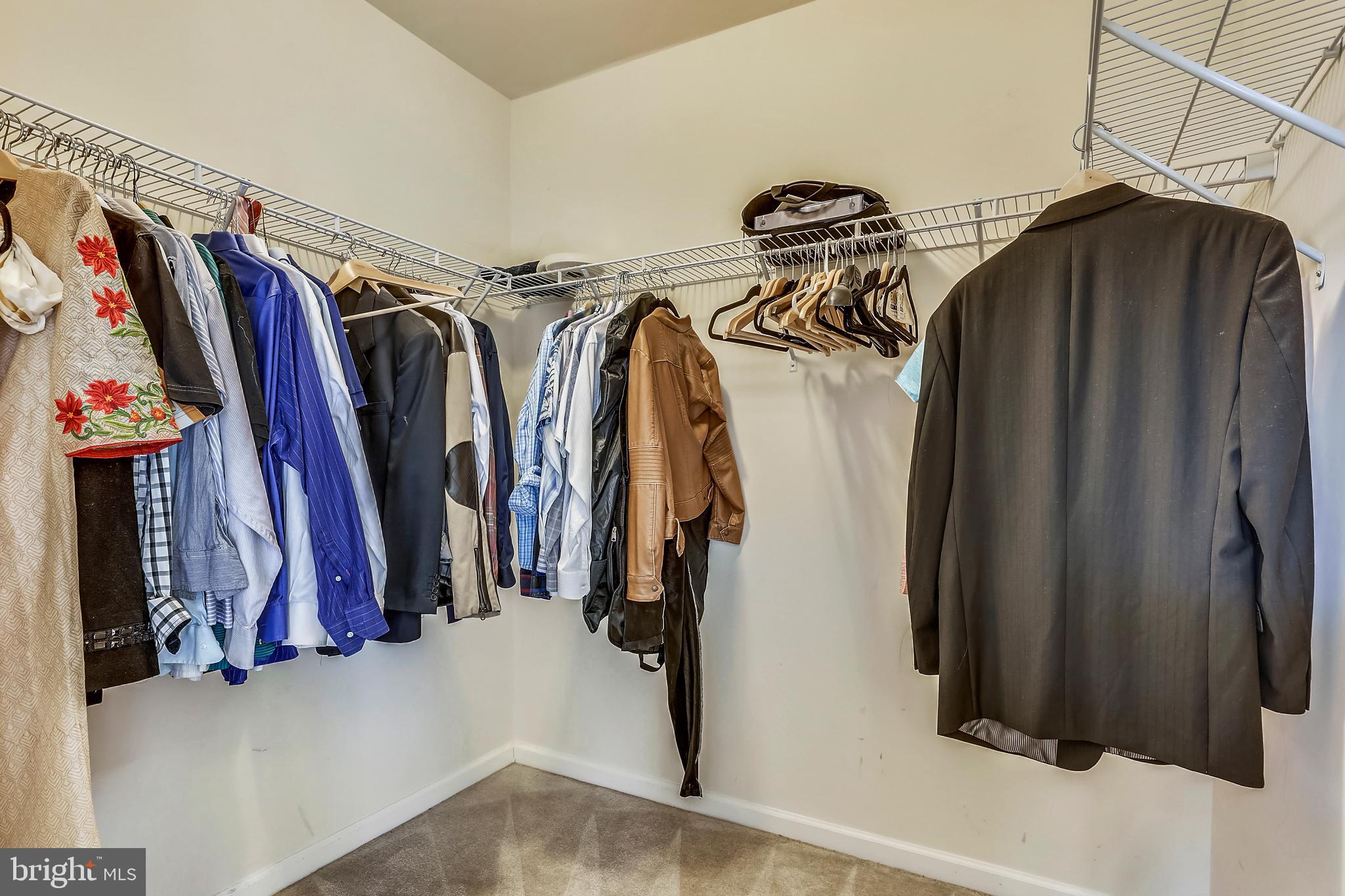 CHANTILLY - Residential Lease