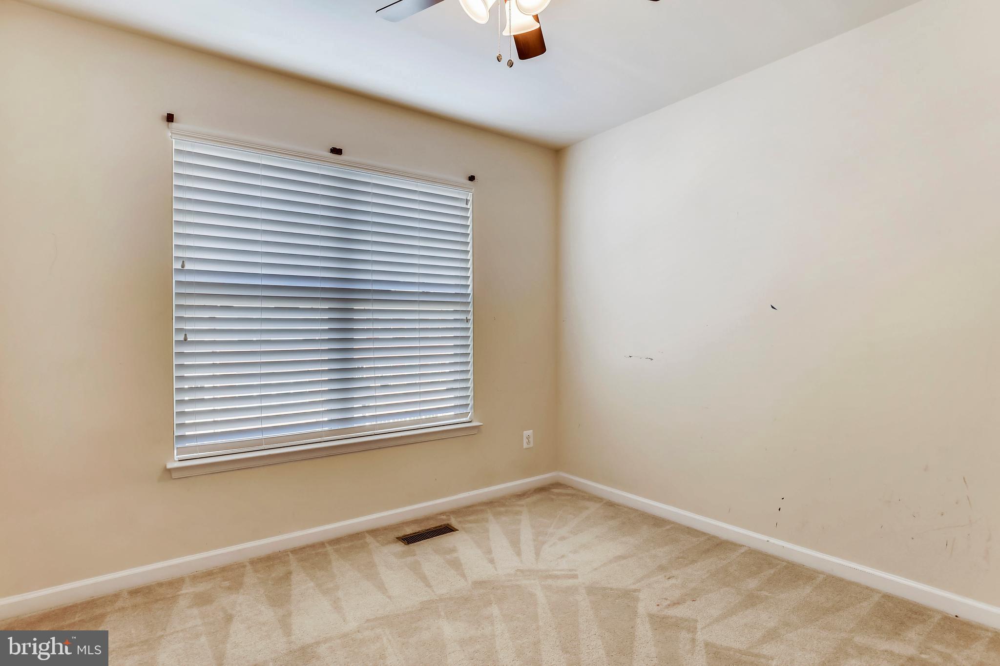 CHANTILLY - Residential Lease