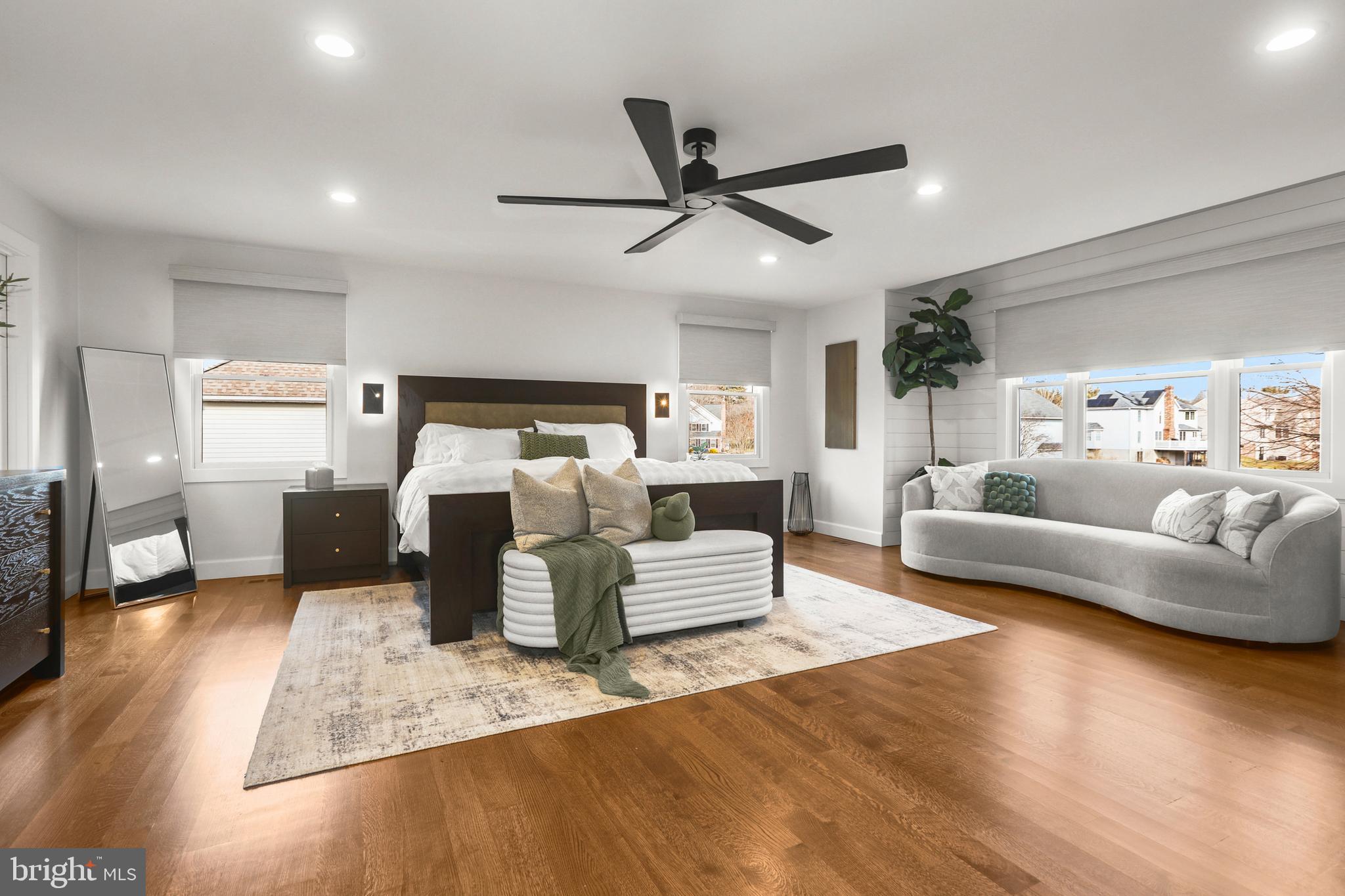 HAMPTON RIDGE - Residential