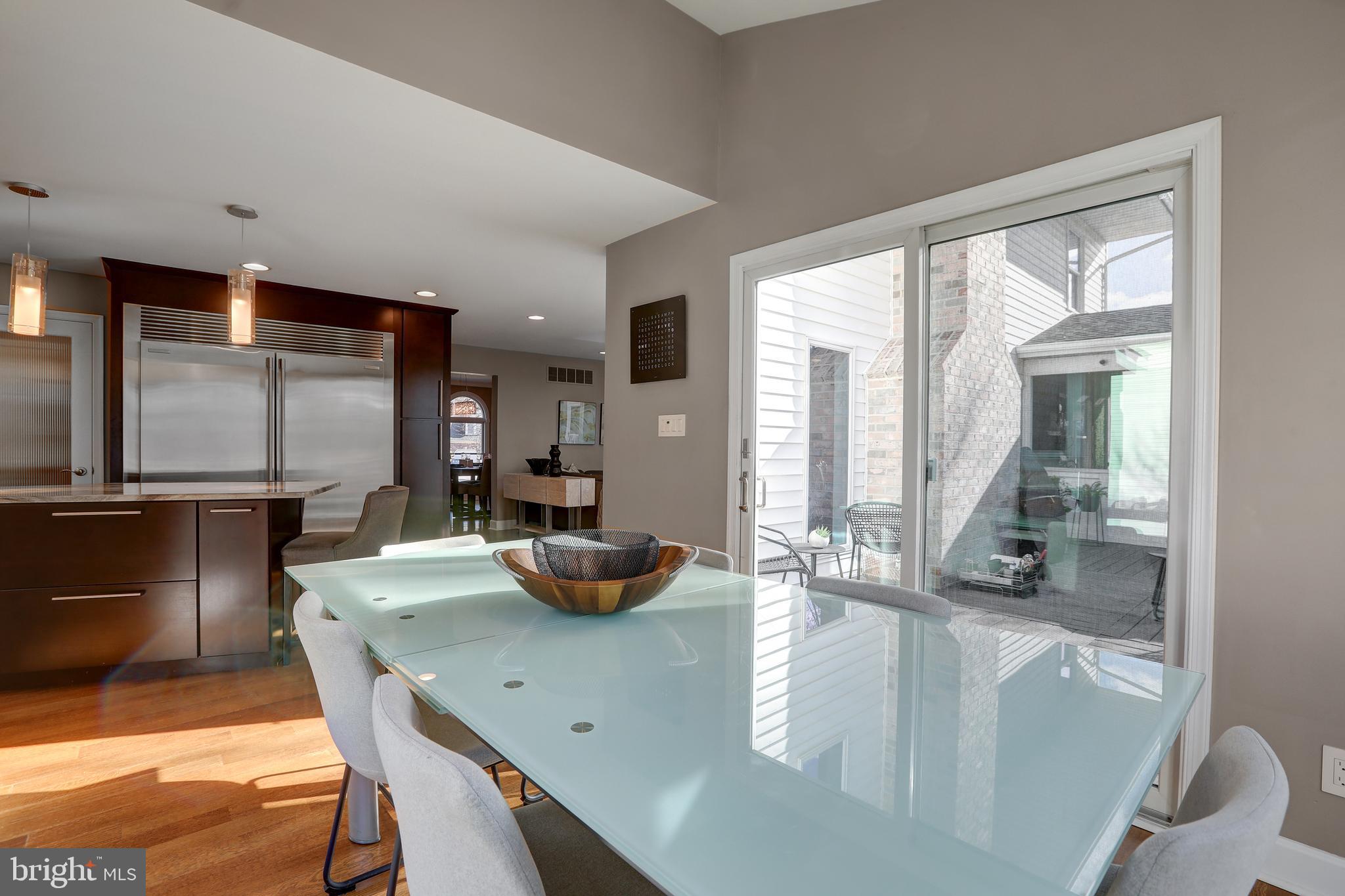 HAMPTON RIDGE - Residential