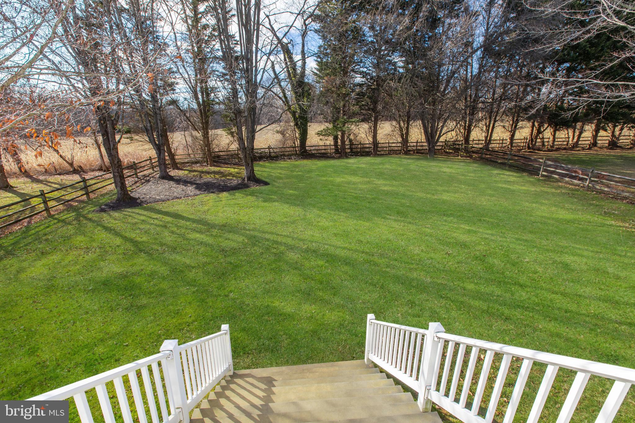 HAMPTON RIDGE - Residential